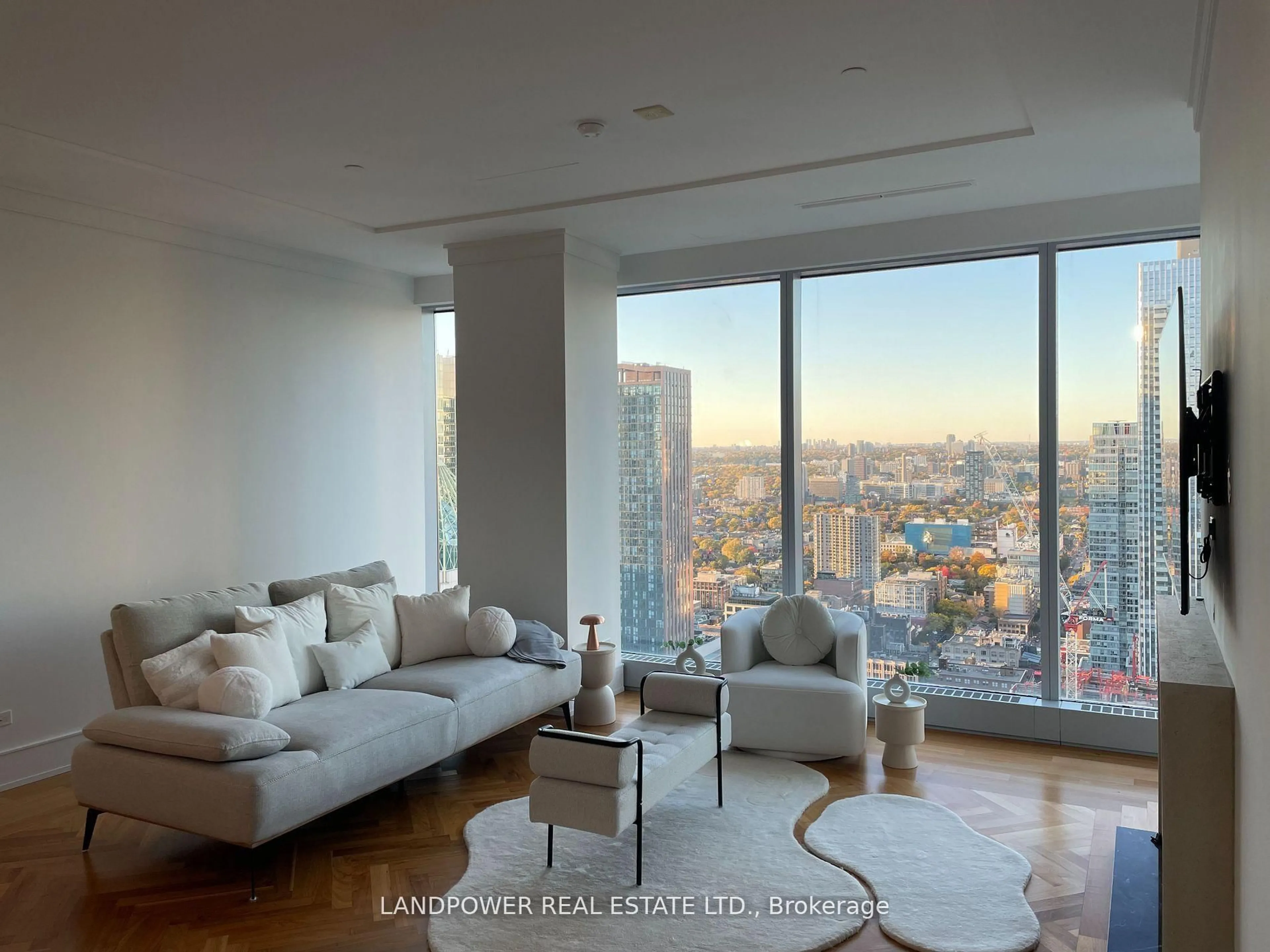 Living room with furniture, unknown for 183 Wellington St #3702, Toronto Ontario M5V 0A1