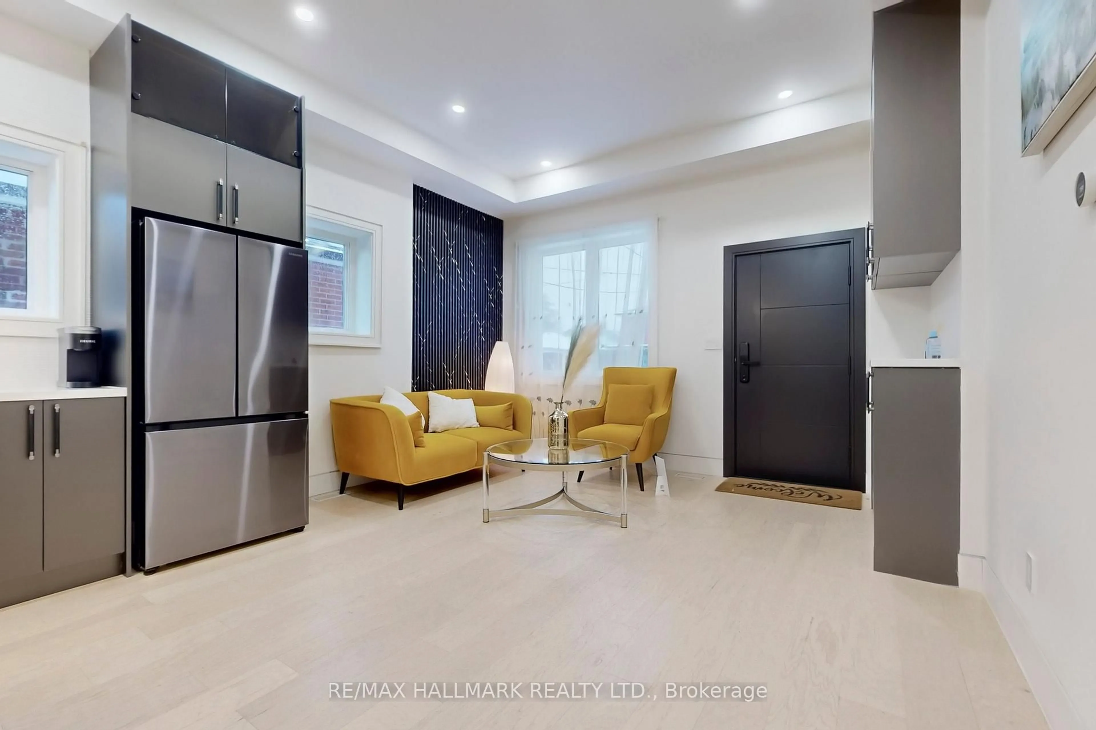 Living room with furniture, unknown for 16 Mulberry Cres, Toronto Ontario M6C 1N5