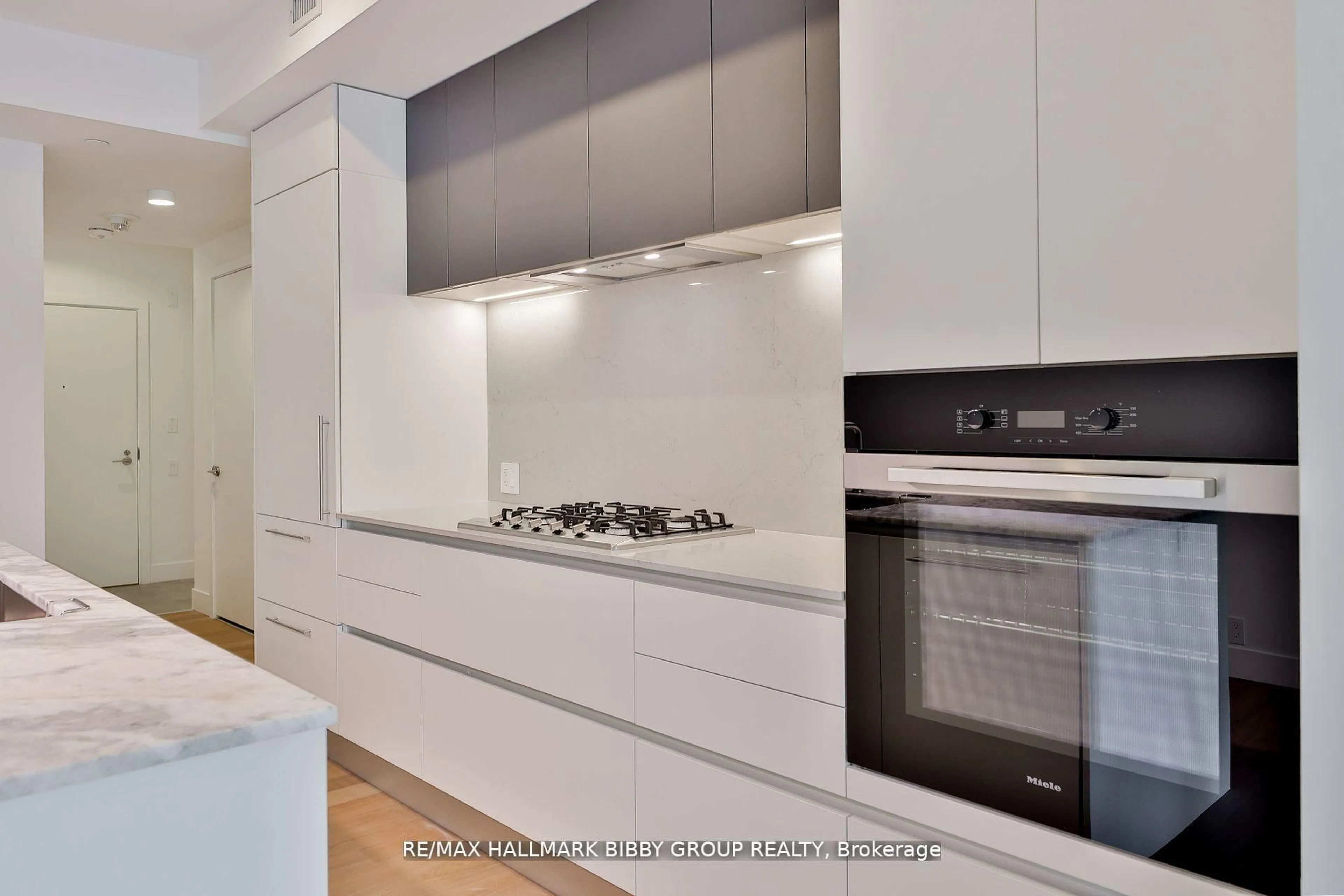 Contemporary kitchen, unknown for 1414 Bayview Ave #308, Toronto Ontario M4G 3A7