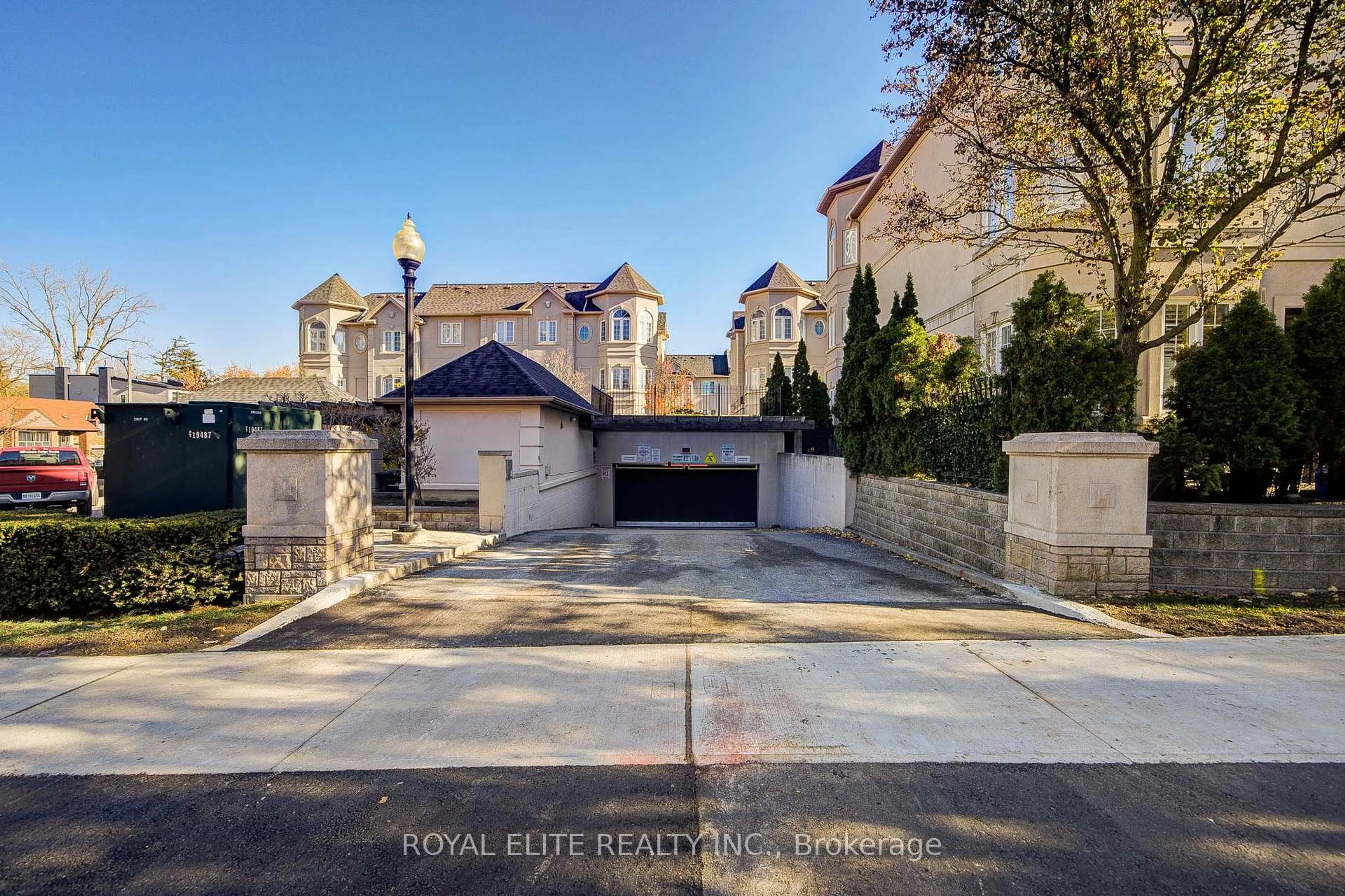 A pic from outside/outdoor area/front of a property/back of a property/a pic from drone, street for 11 Everson Dr #318, Toronto Ontario M2N 7B9