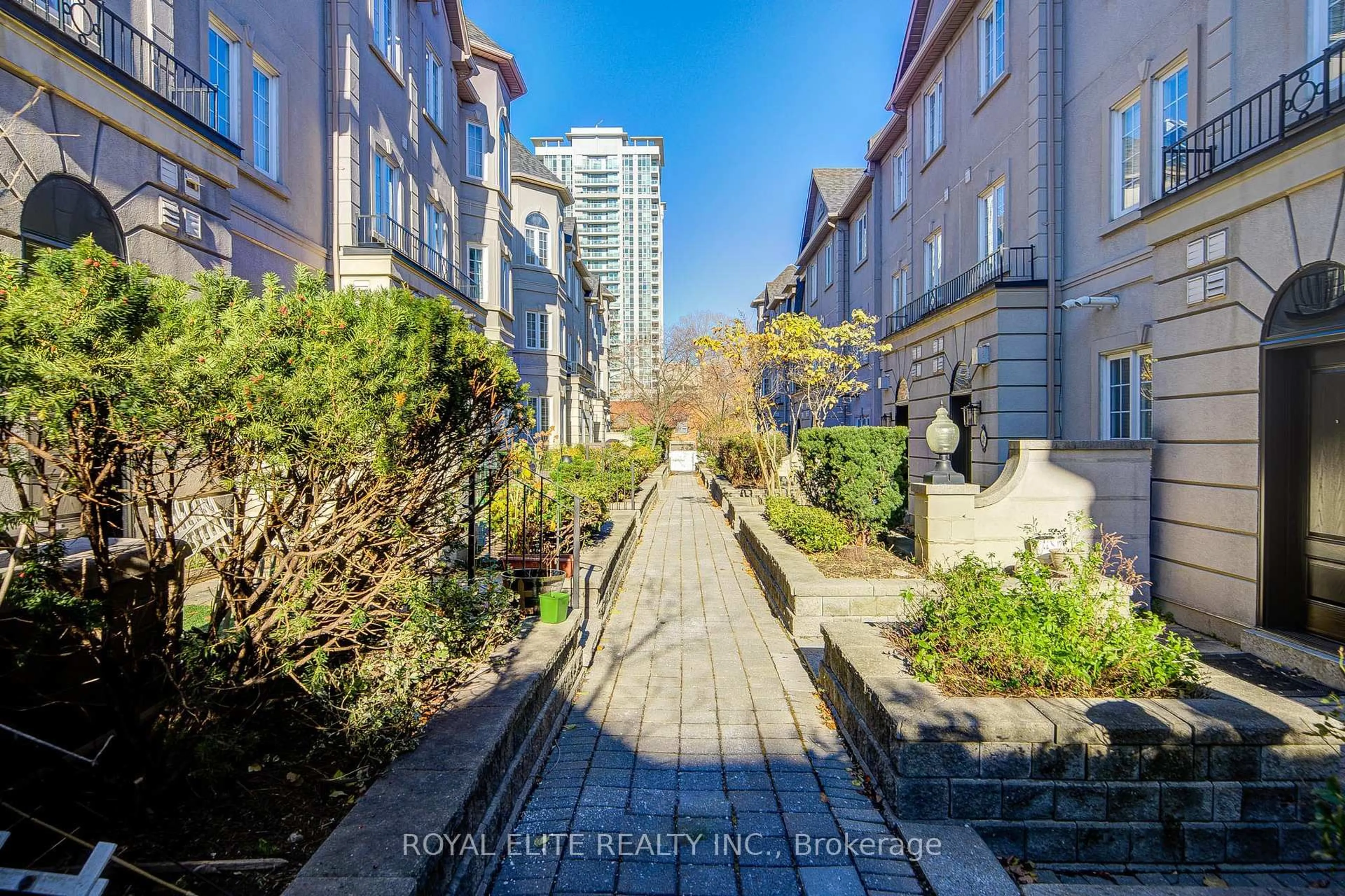Patio, street for 11 Everson Dr #318, Toronto Ontario M2N 7B9