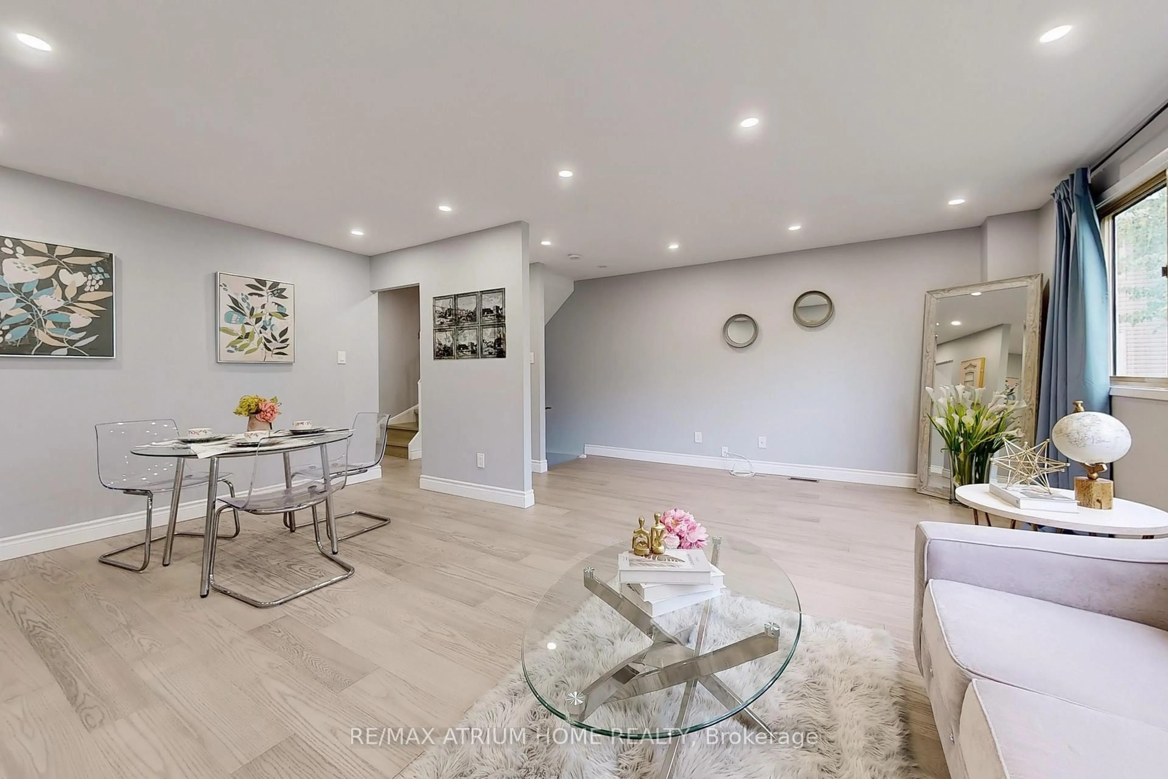 Unknown for 10 Townsend Rd, Toronto Ontario M2H 2T2