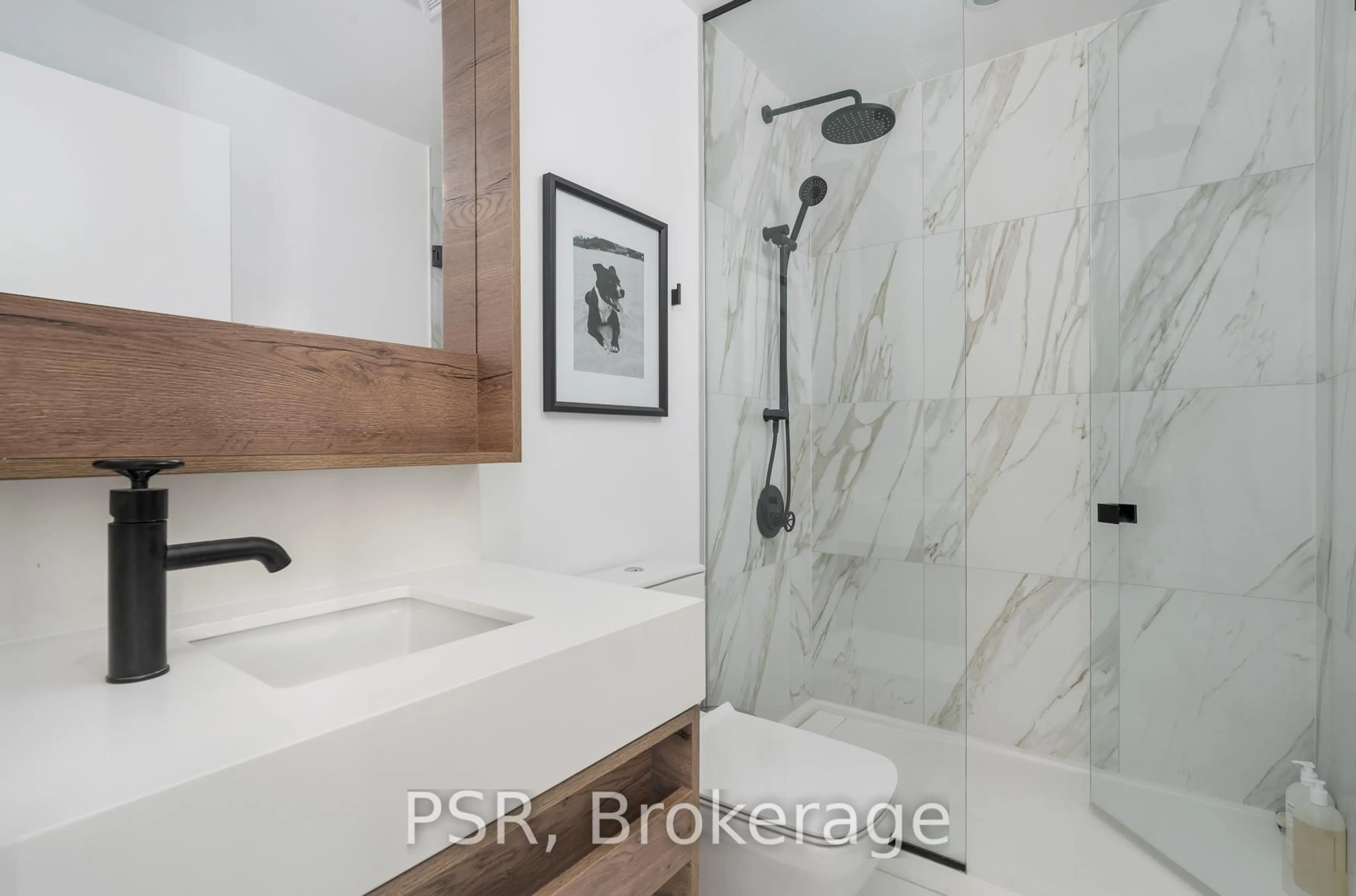 Contemporary bathroom, ceramic/tile floor for 505 Richmond St #505, Toronto Ontario M5V 0P4