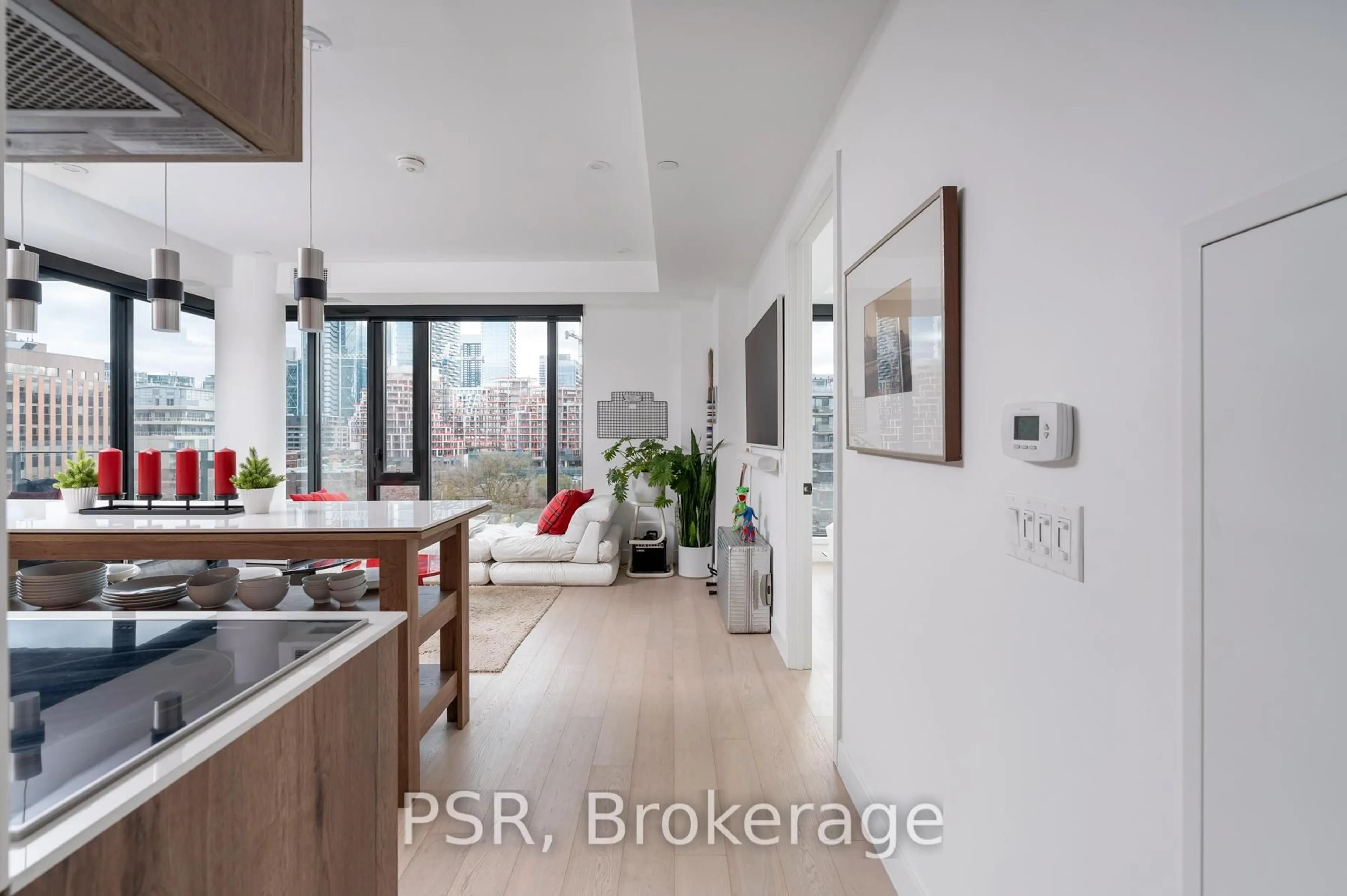 Unknown for 505 Richmond St #505, Toronto Ontario M5V 0P4