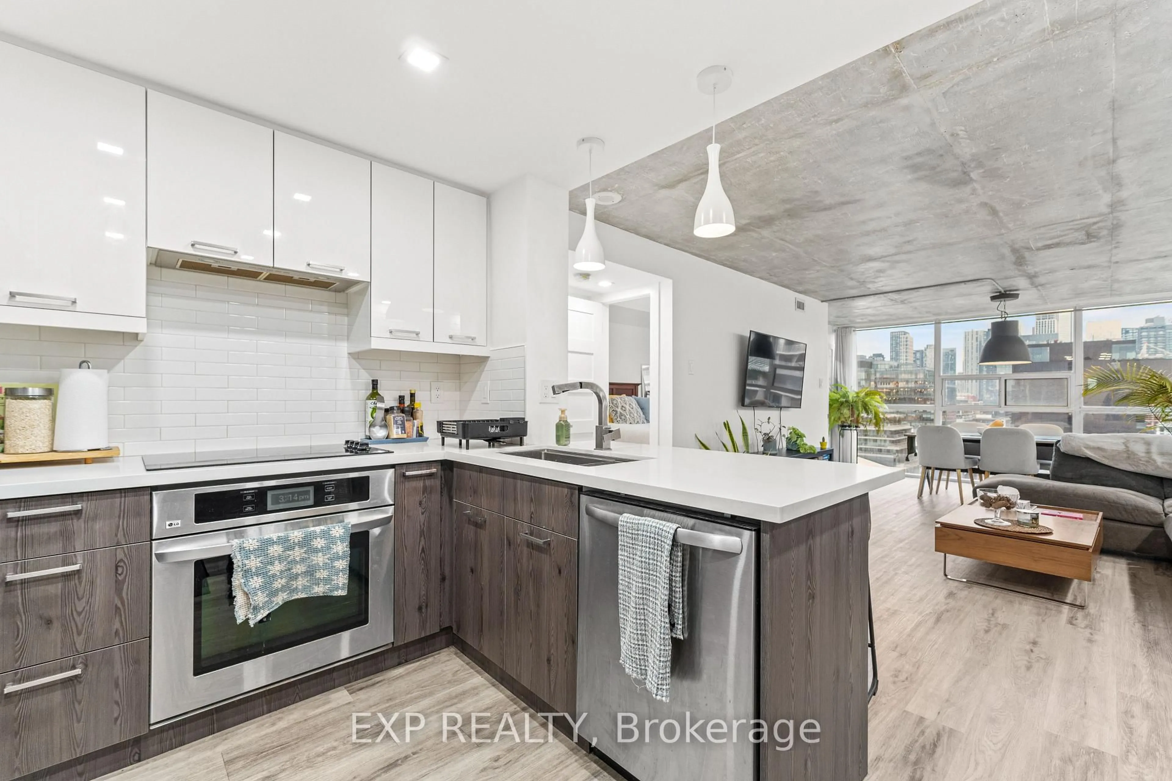 Open concept kitchen, unknown for 705 King St #1603, Toronto Ontario M5V 2W8