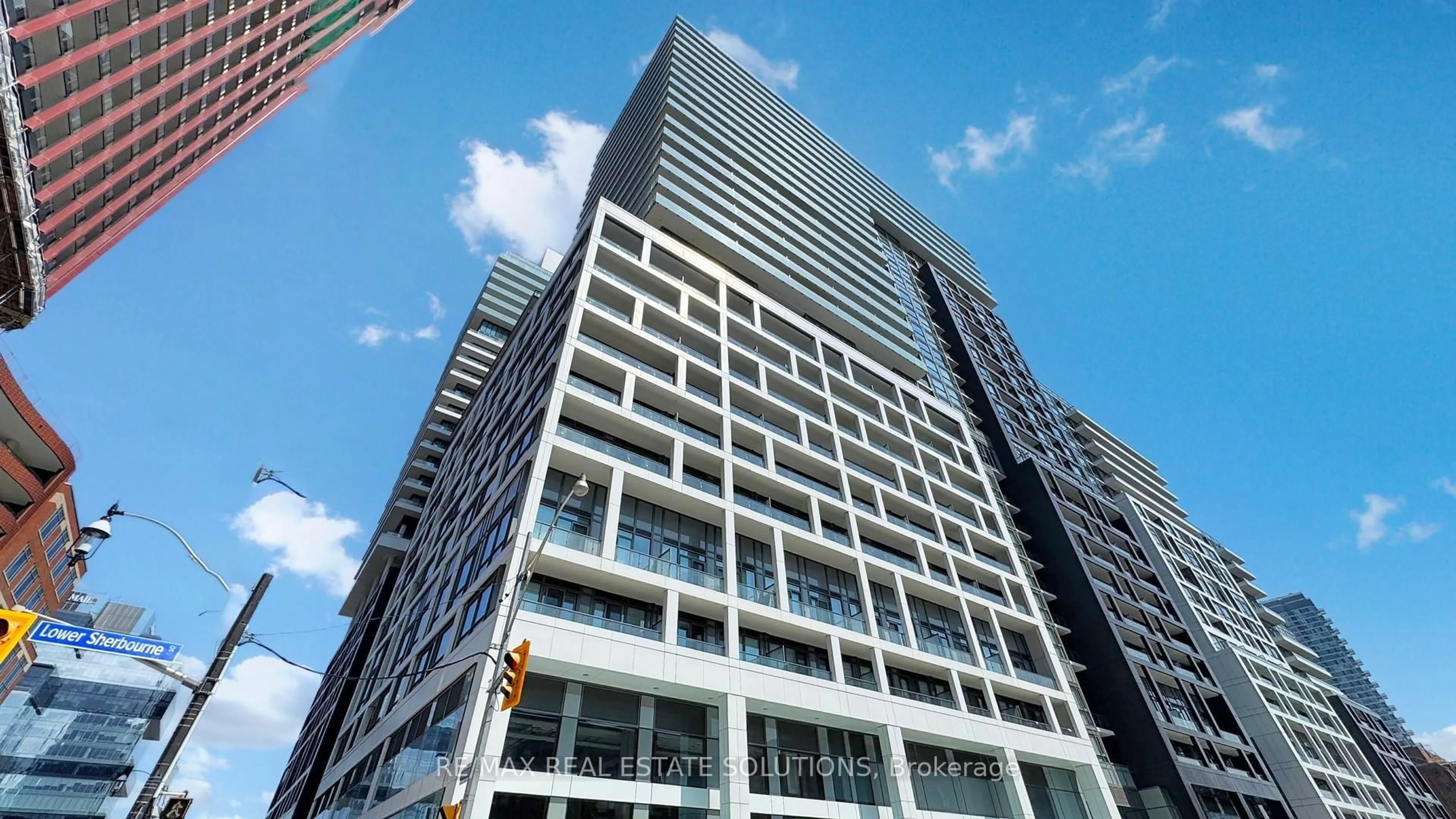 Indoor foyer for 135 Lower Sherbourne St #1740, Toronto Ontario M5A 1Y4