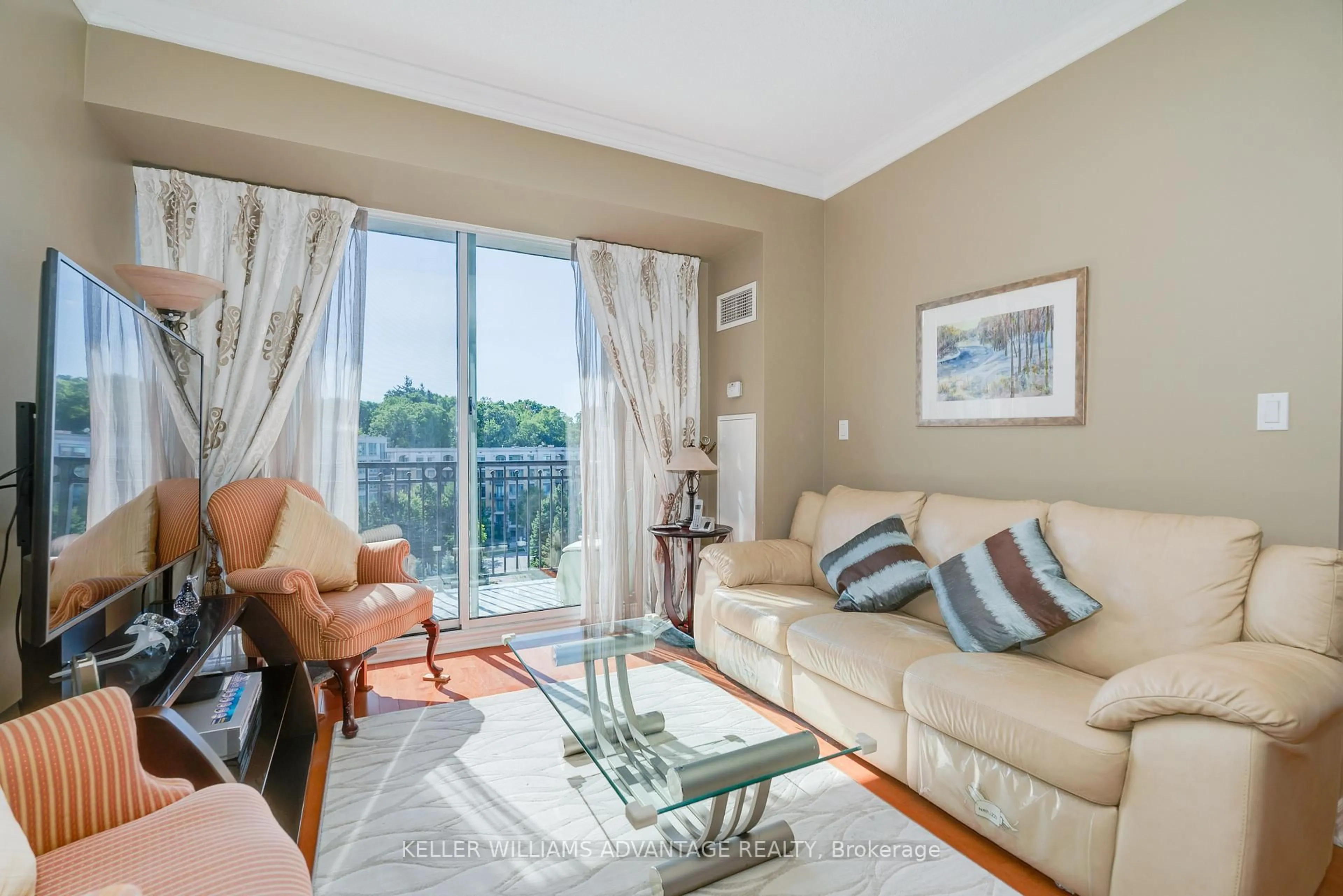 Living room with furniture, unknown for 28 William Carson Cres #PH22, Toronto Ontario M2P 2H1