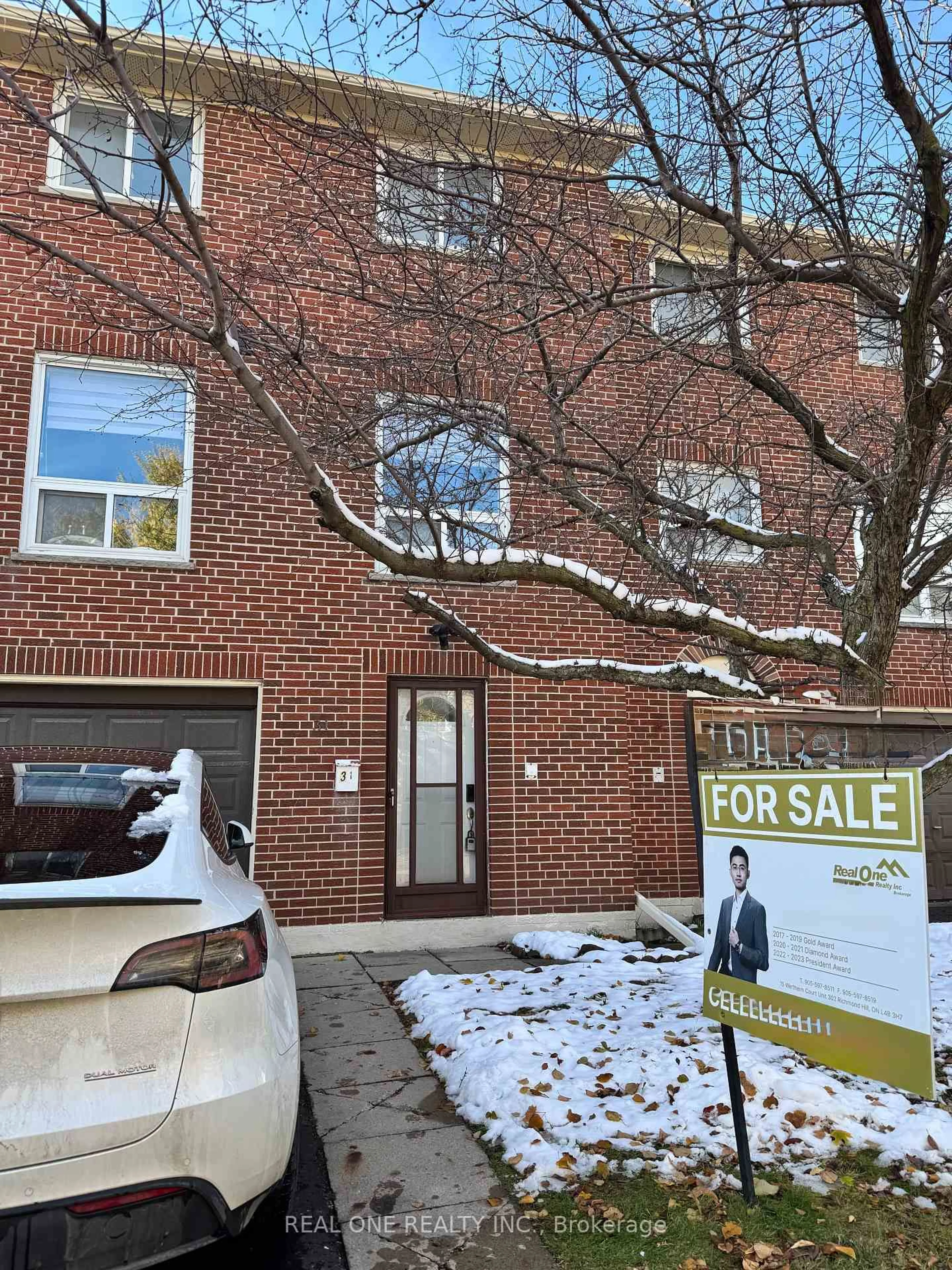 Unknown for 31 Corvus Star Way #31CORVUS, Toronto Ontario M2J 1P4