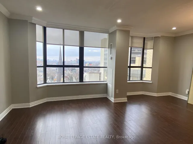 280 Simcoe St #Ph3, Toronto