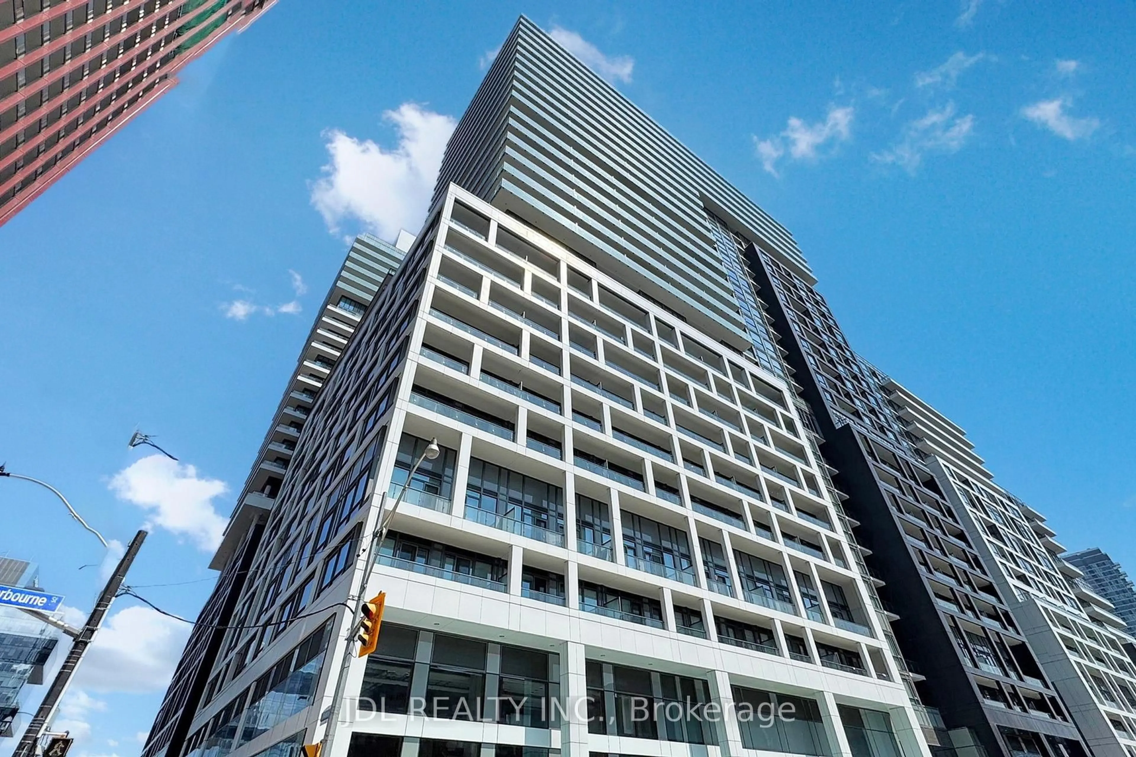Indoor foyer for 135 Lower Sherbourne St #2827, Toronto Ontario M5A 1Y4