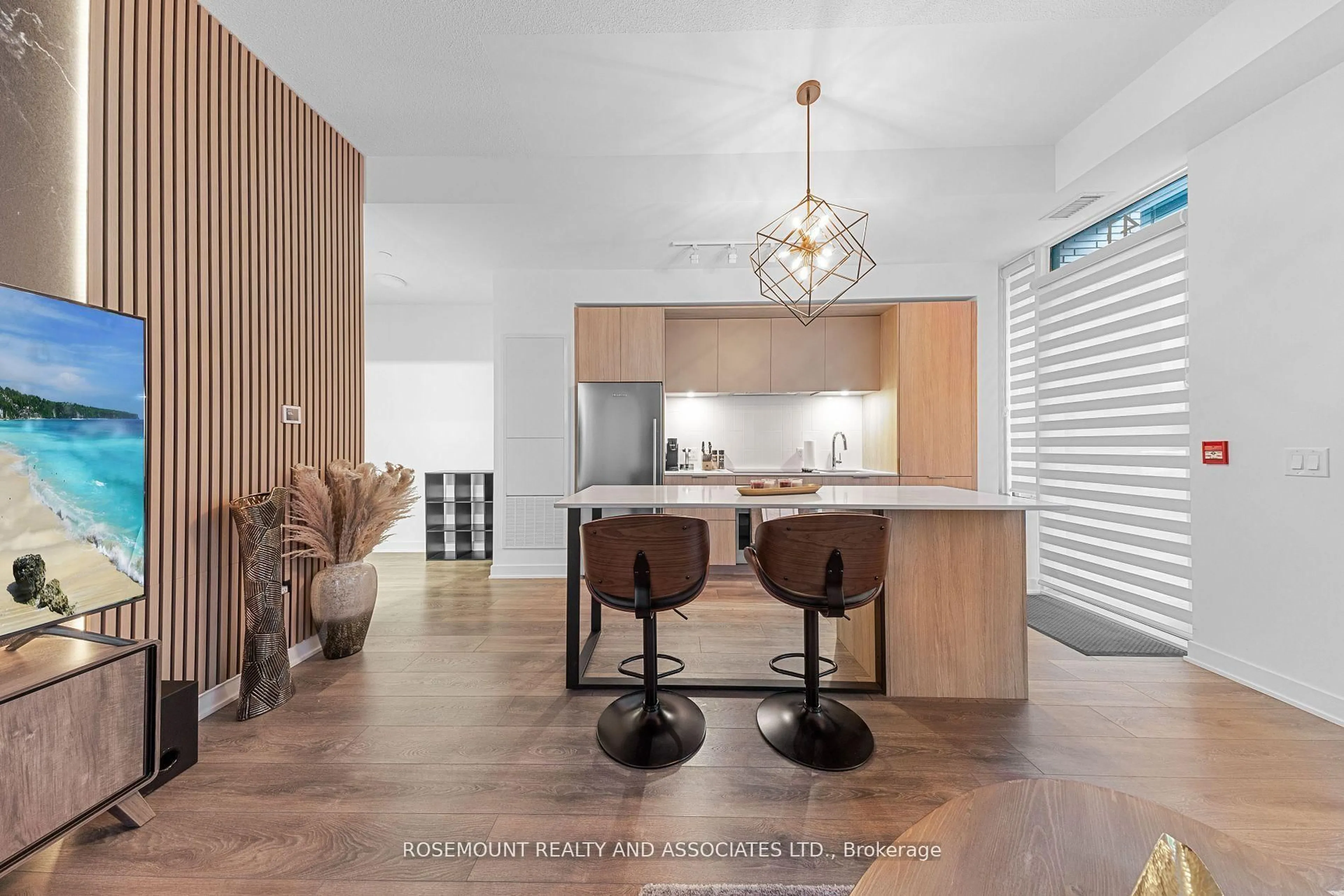 Unknown for 35 Tubman Ave #102, Toronto Ontario M5A 0T1