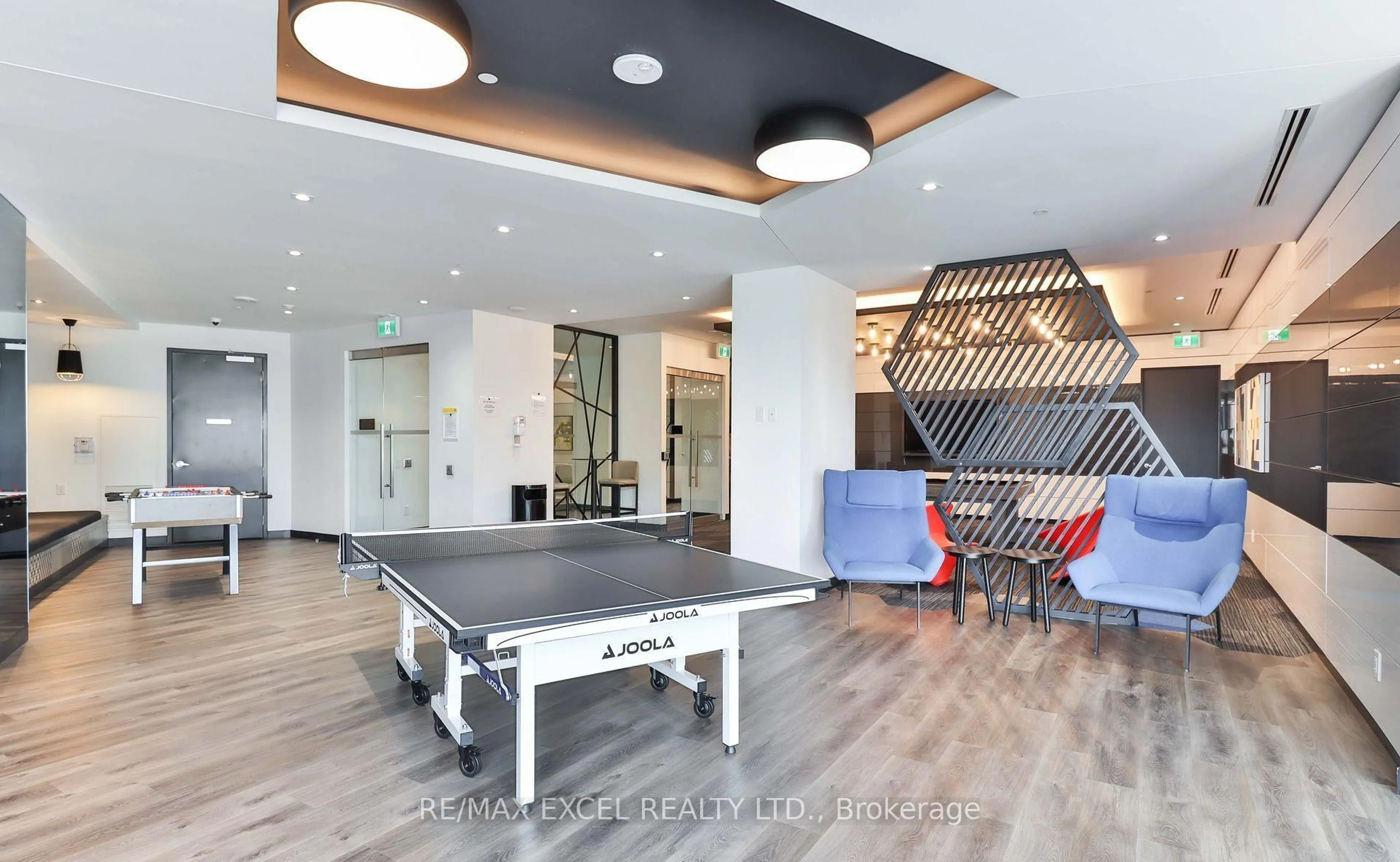 Unknown for 159 Wellesley St #406, Toronto Ontario M4Y 0H5