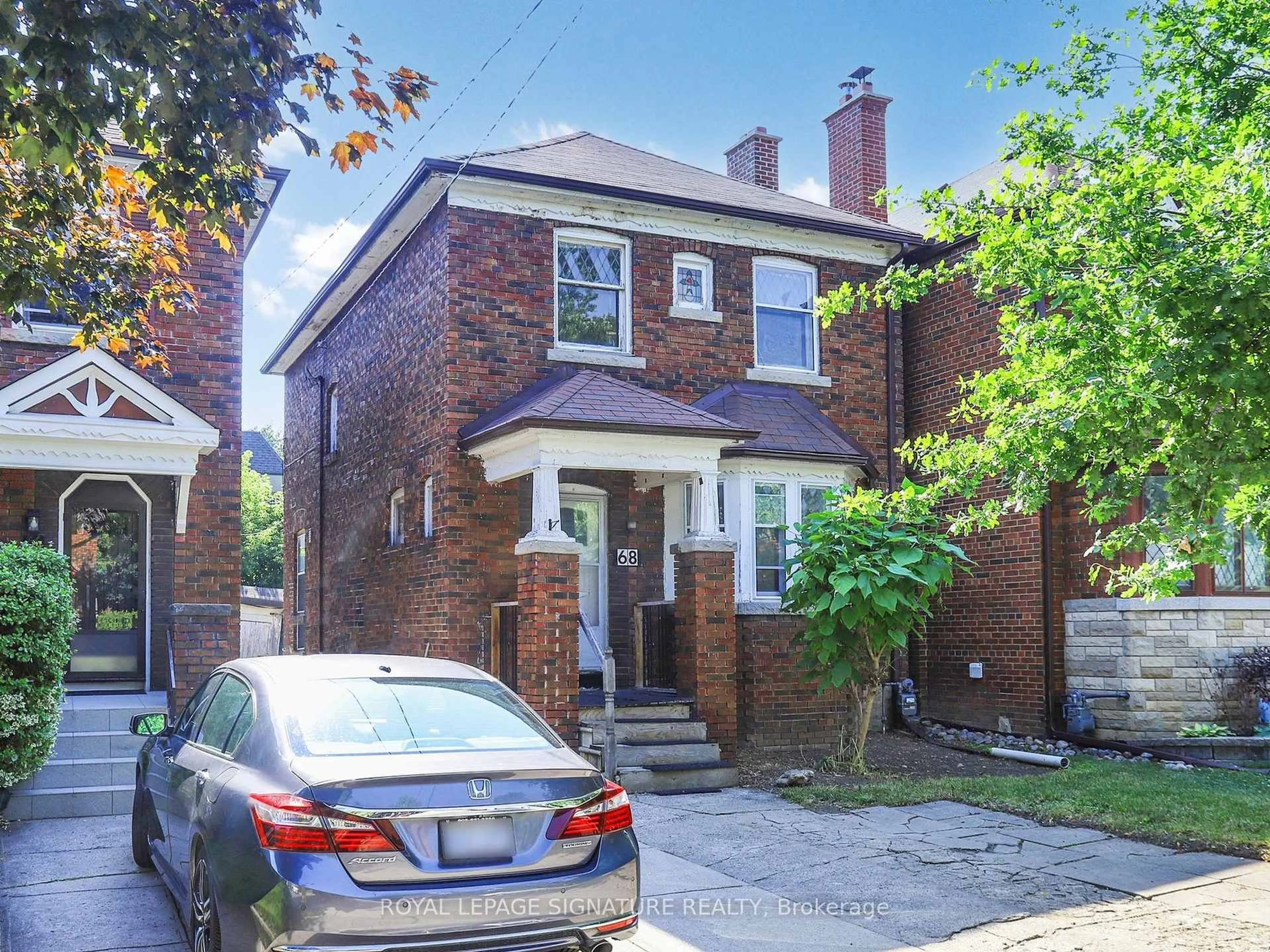 Home with brick exterior material, street for 68 Castlewood Rd, Toronto Ontario M5N 2L2