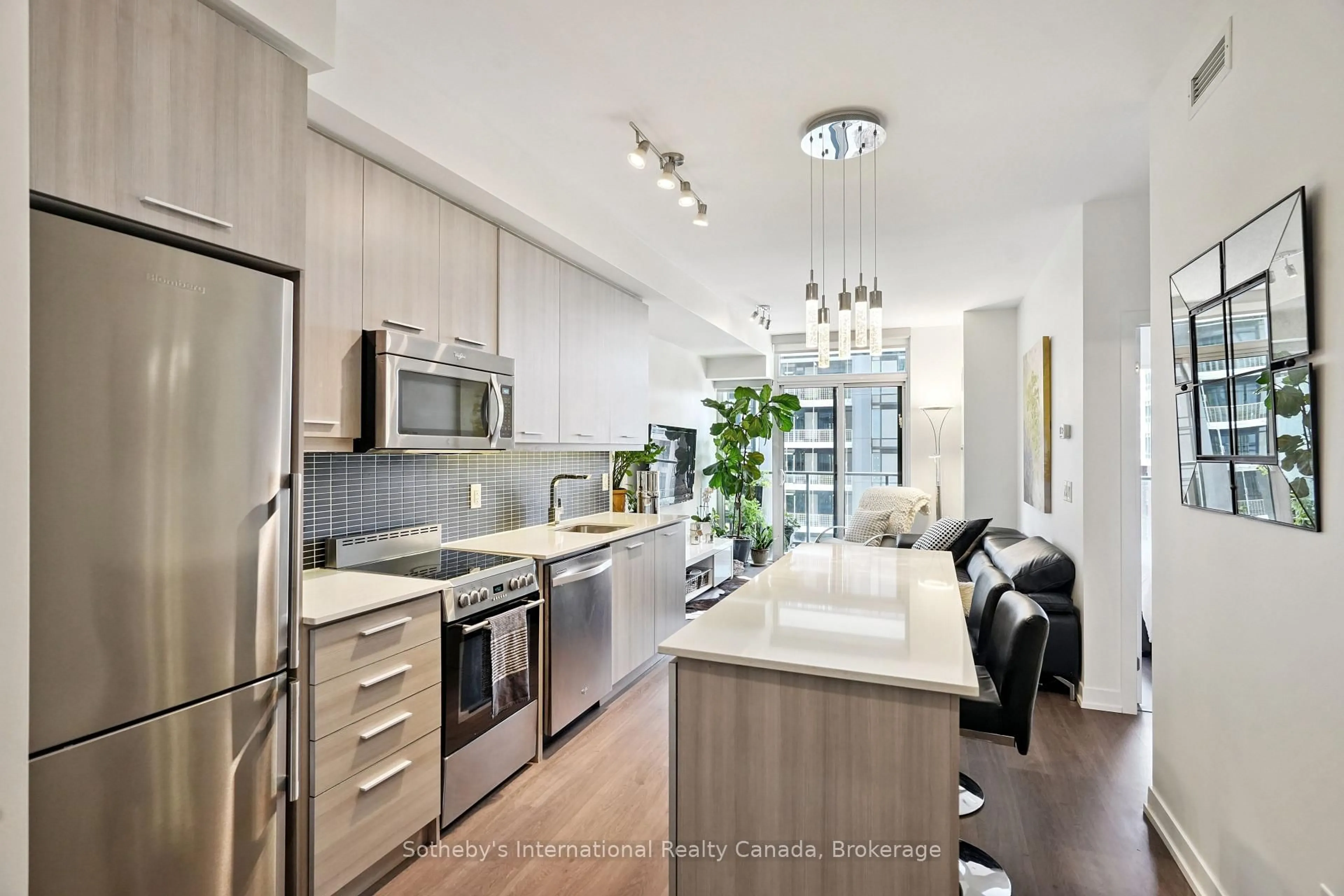 Open concept kitchen, unknown for 105 George St #903, Toronto Ontario M5A 0L4