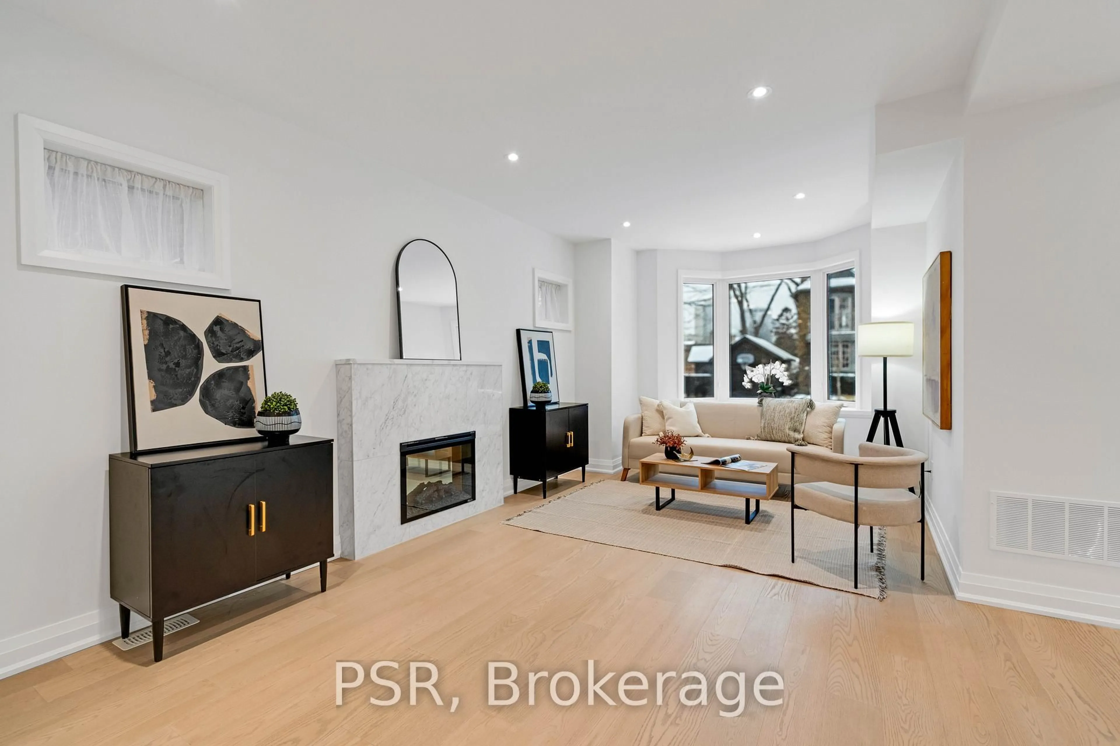 Unknown for 101 Clifton Rd, Toronto Ontario M4T 2G3