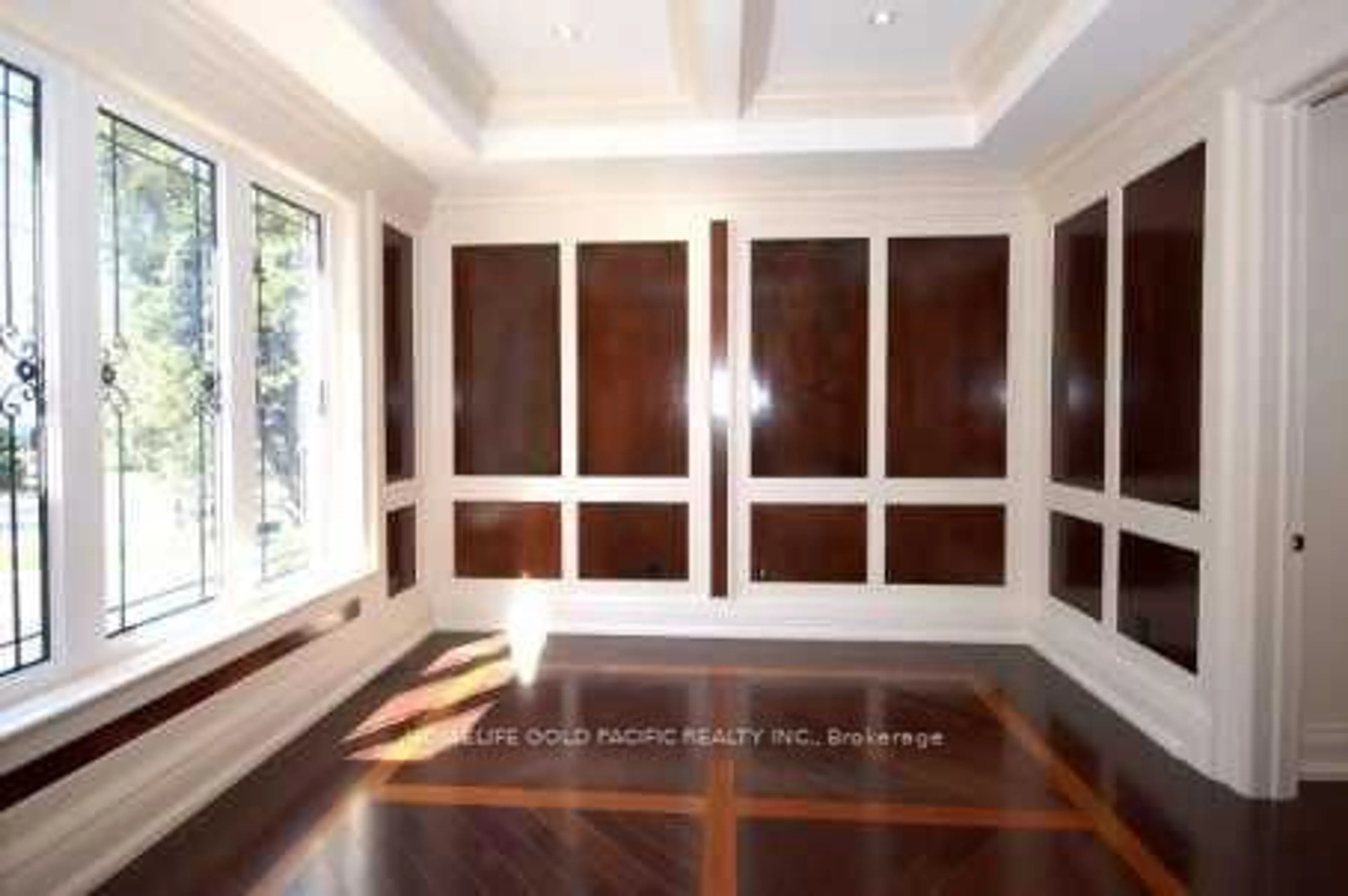 Unknown for 82 York Rd, Toronto Ontario M2L 1H8