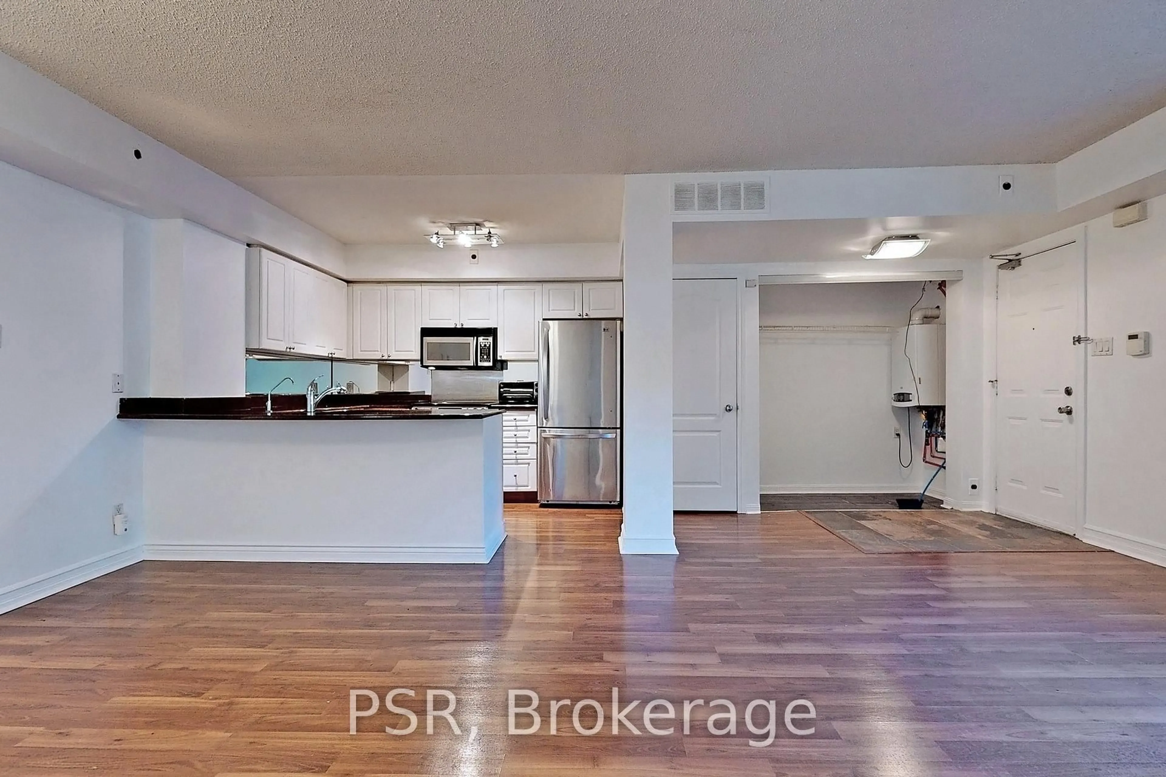 Open concept kitchen, unknown for 3 Shank St #301, Toronto Ontario M6J 3W9