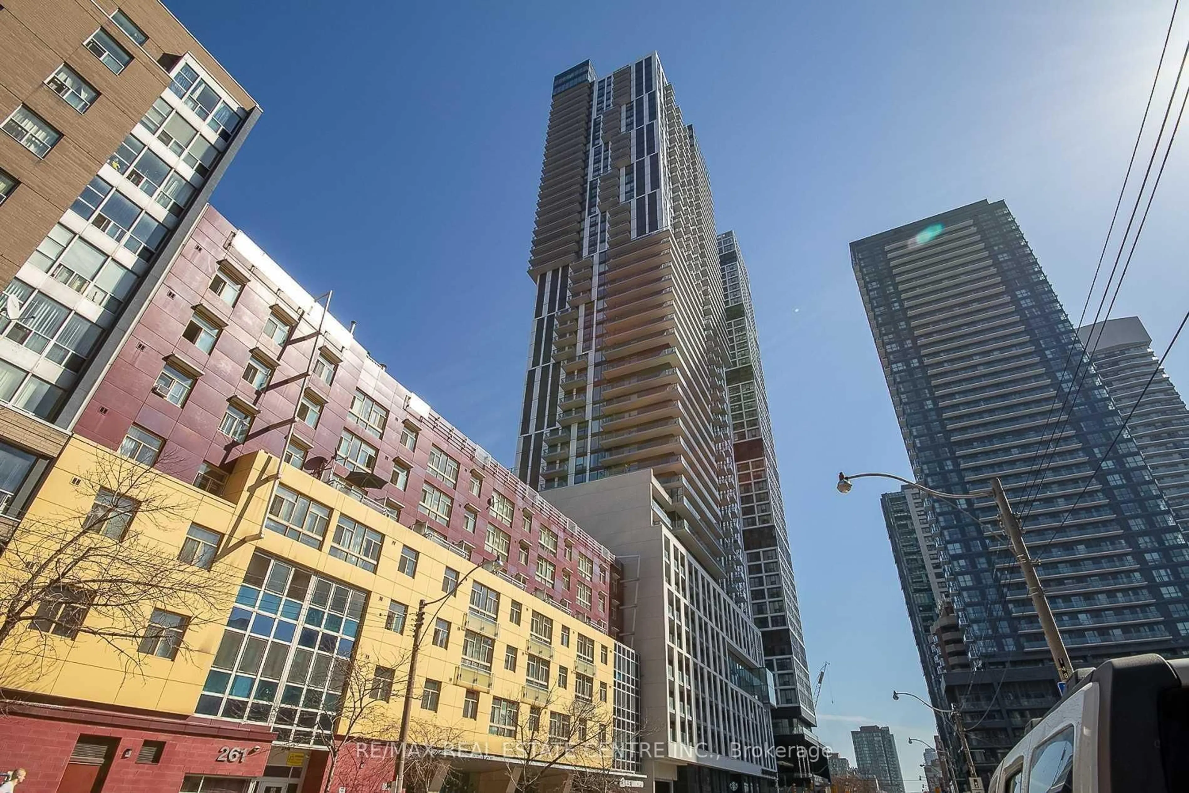 Unknown for 251 Jarvis St #4709, Toronto Ontario M5B 0C3