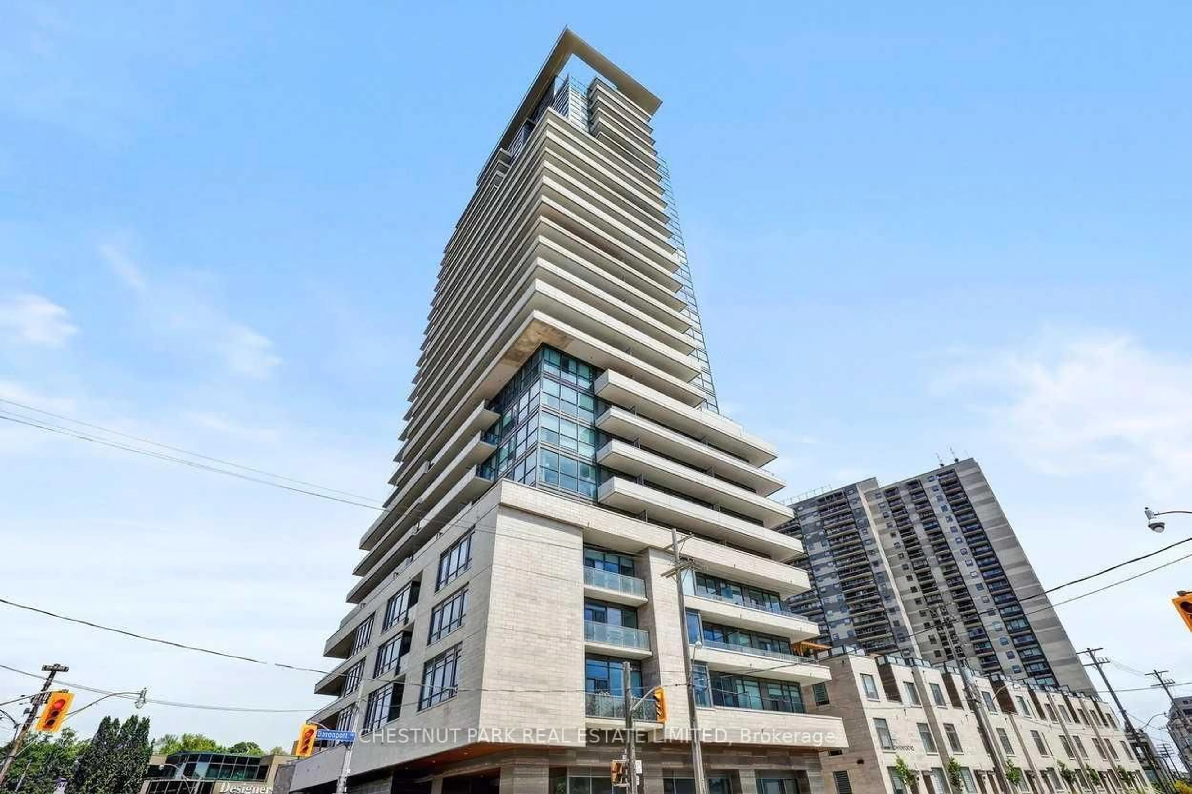 Indoor foyer for 181 Bedford Rd #1603, Toronto Ontario M5R 0C2