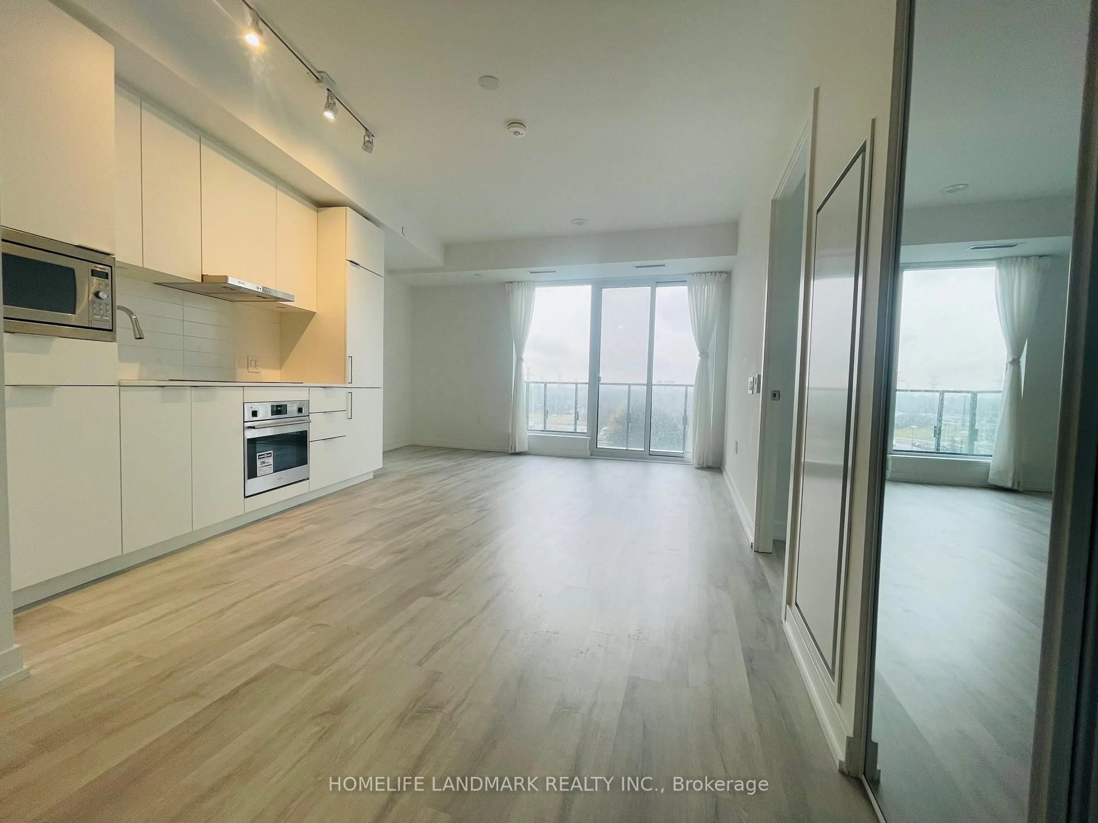 A pic of a room for 7 GOLDEN LION Hts #N830, Toronto Ontario M2M 3T9