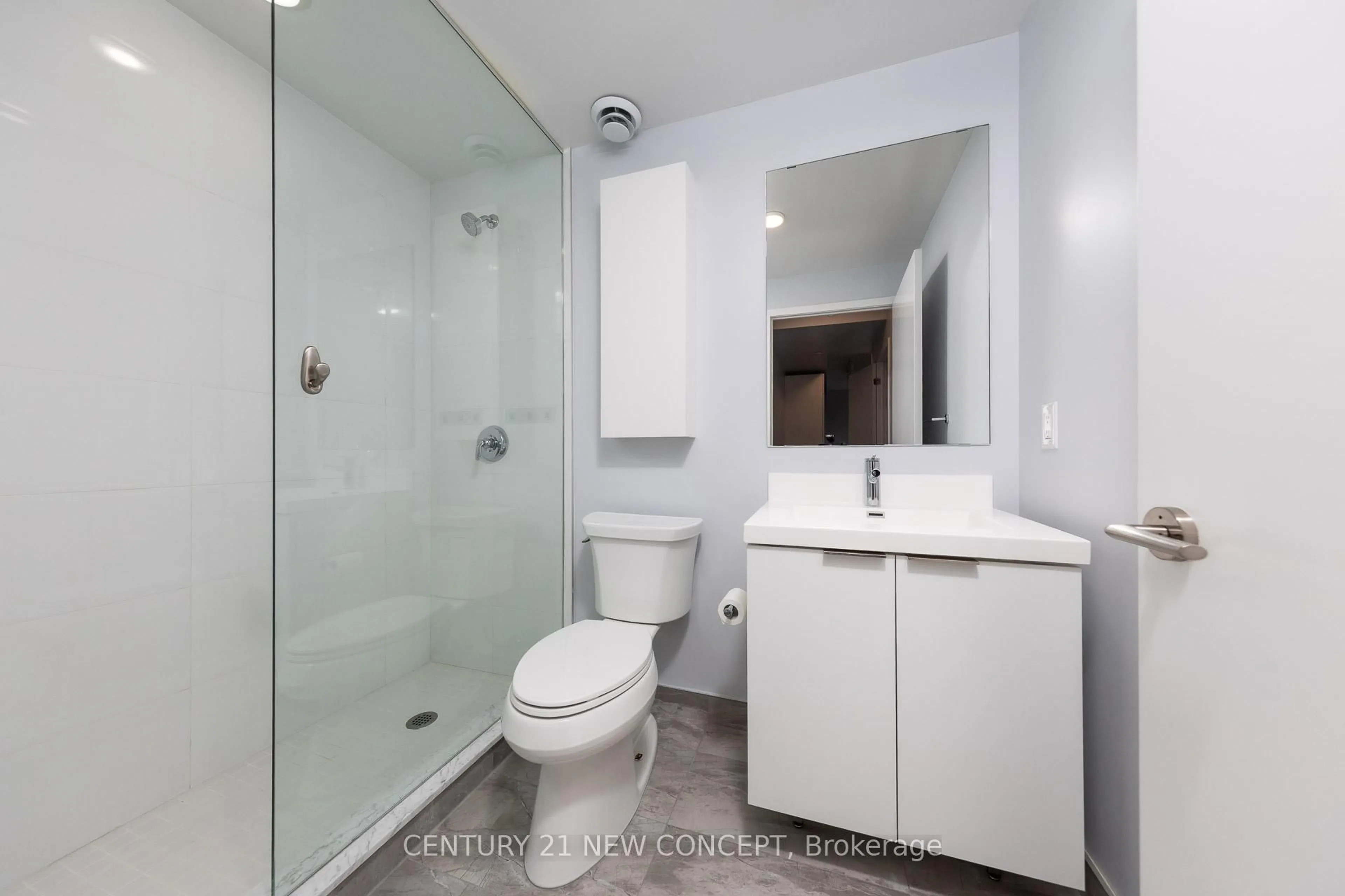 Standard bathroom, ceramic/tile floor for 20 O'neill Rd #1414, Toronto Ontario M3C 0R2