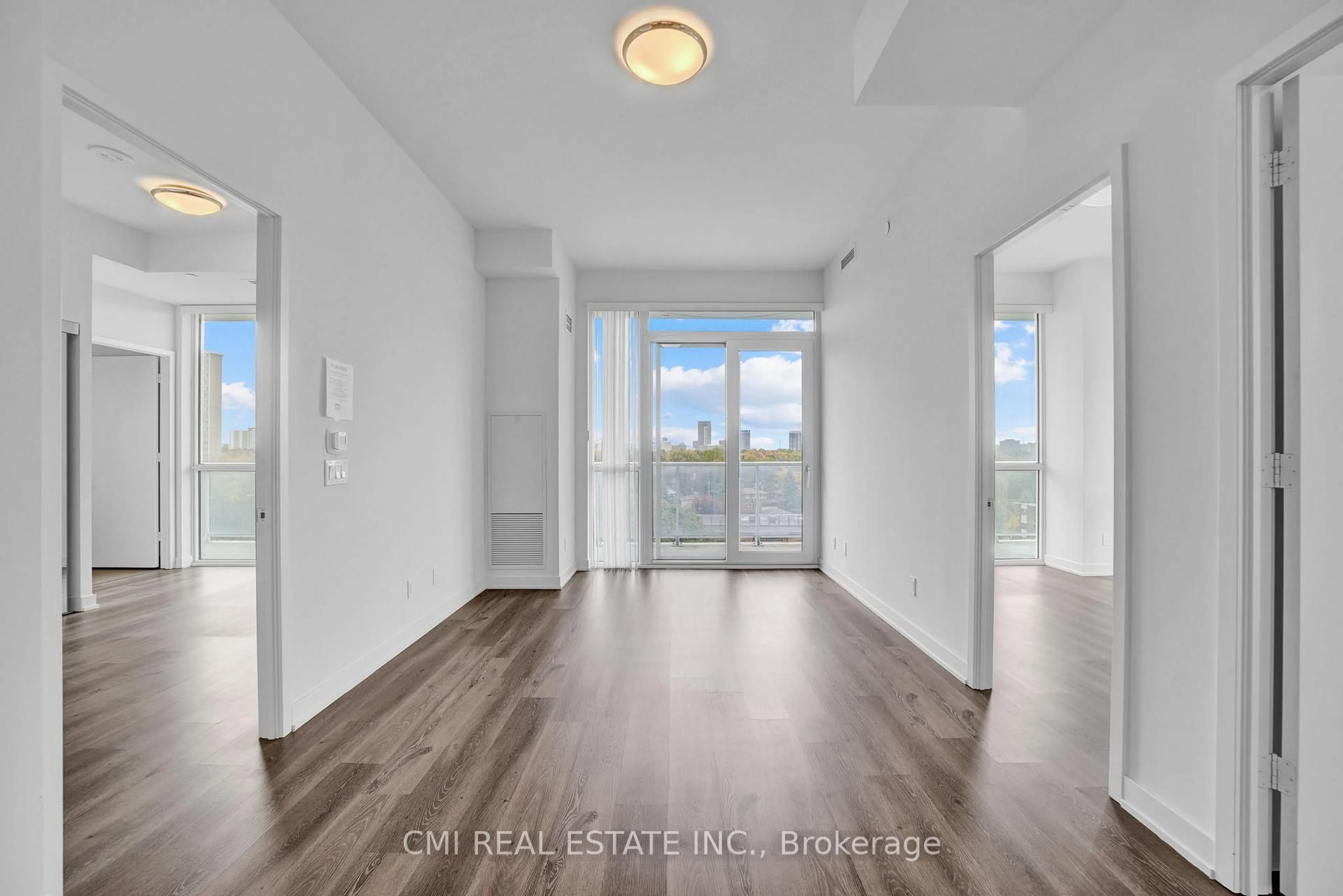 Indoor entryway for 10 Deerlick Crt #810, Toronto Ontario M3A 0A7