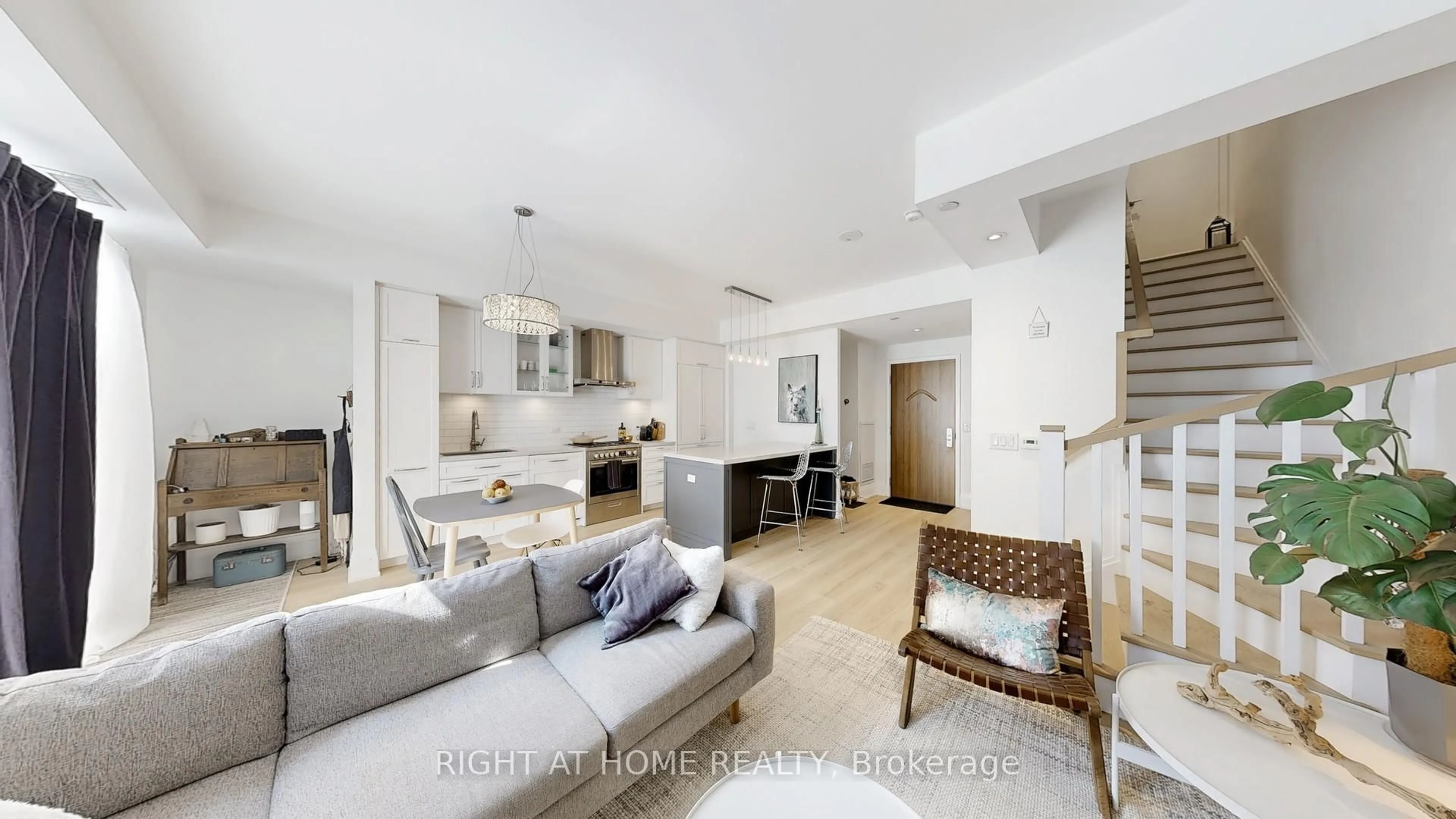 Open concept kitchen, unknown for 25 Malcolm Rd #TH-112, Toronto Ontario M4G 0C1