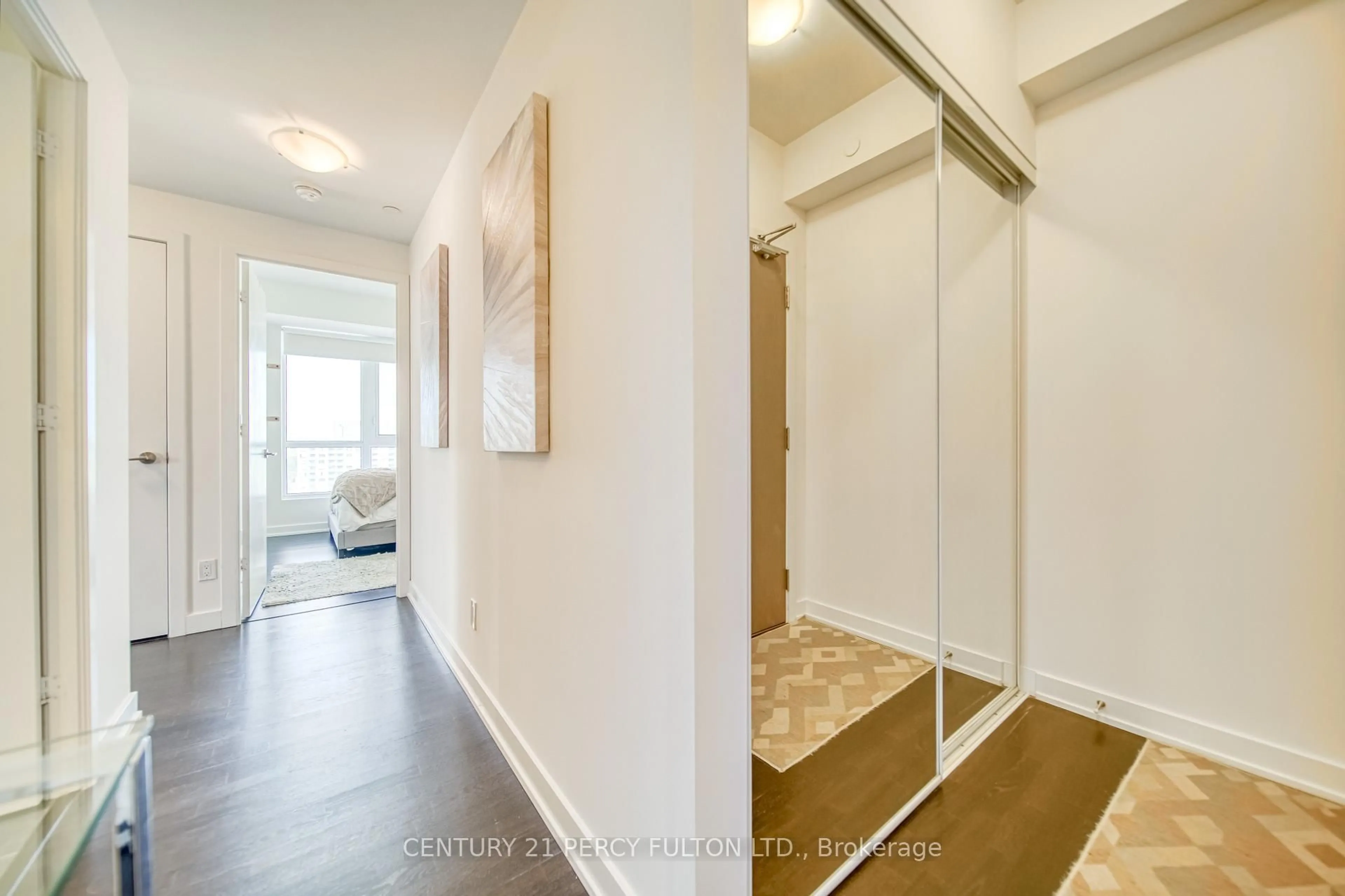 Indoor entryway for 501 St. Clair Ave #1211, Toronto Ontario M5P 0A2