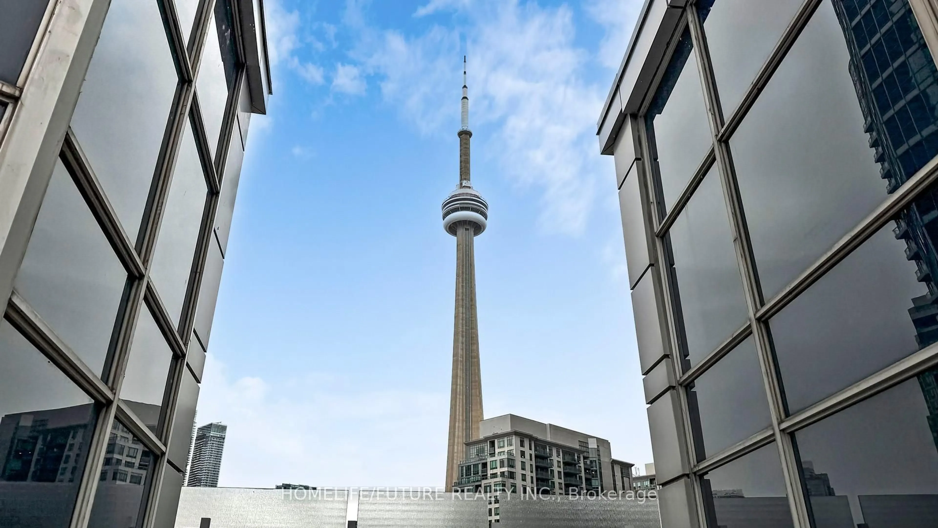 Unknown for 8 York St #1906, Toronto Ontario M5J 2Y2