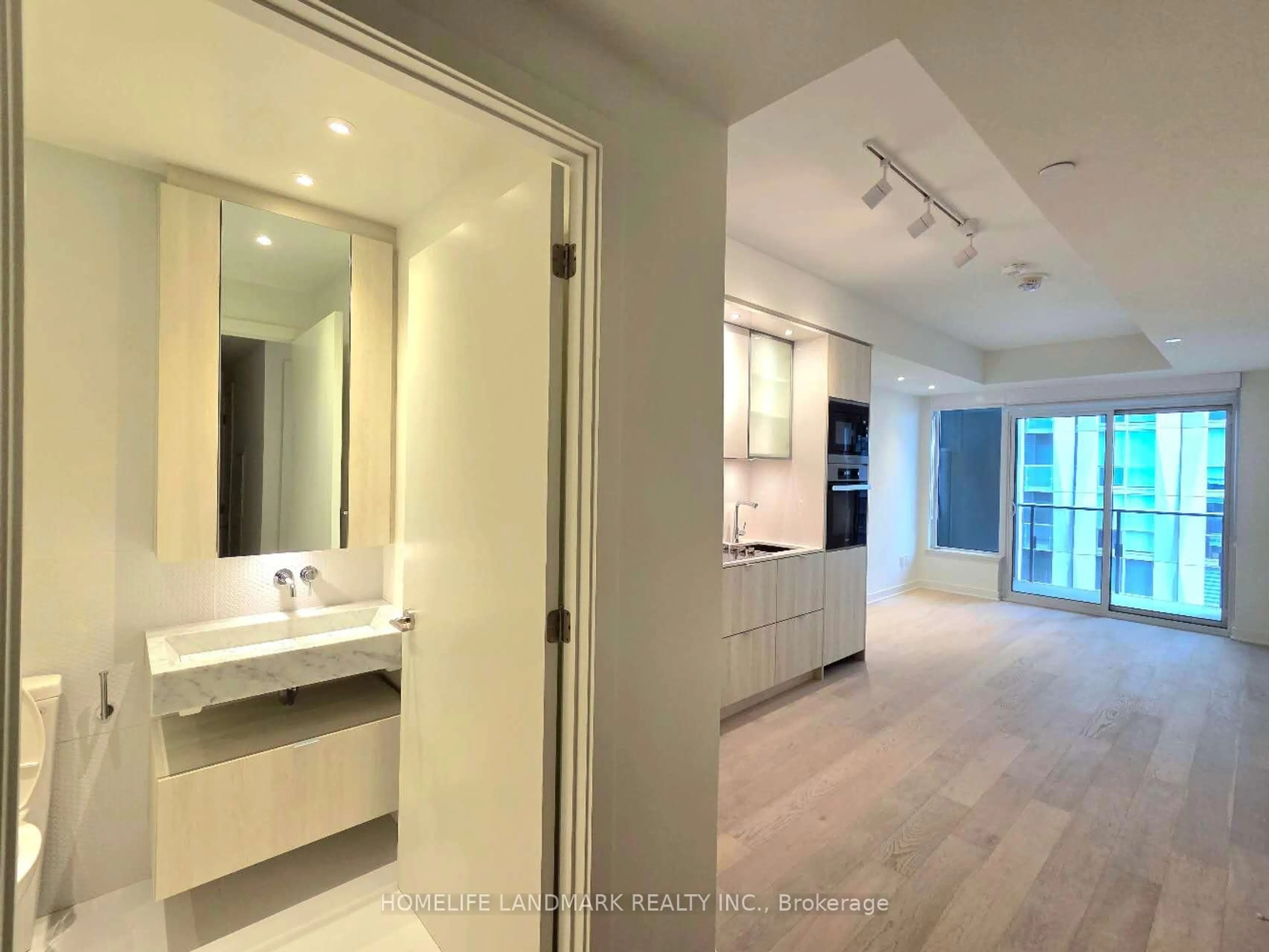 Unknown for 11 Yorkville Ave #08, Toronto Ontario M4W 1L2