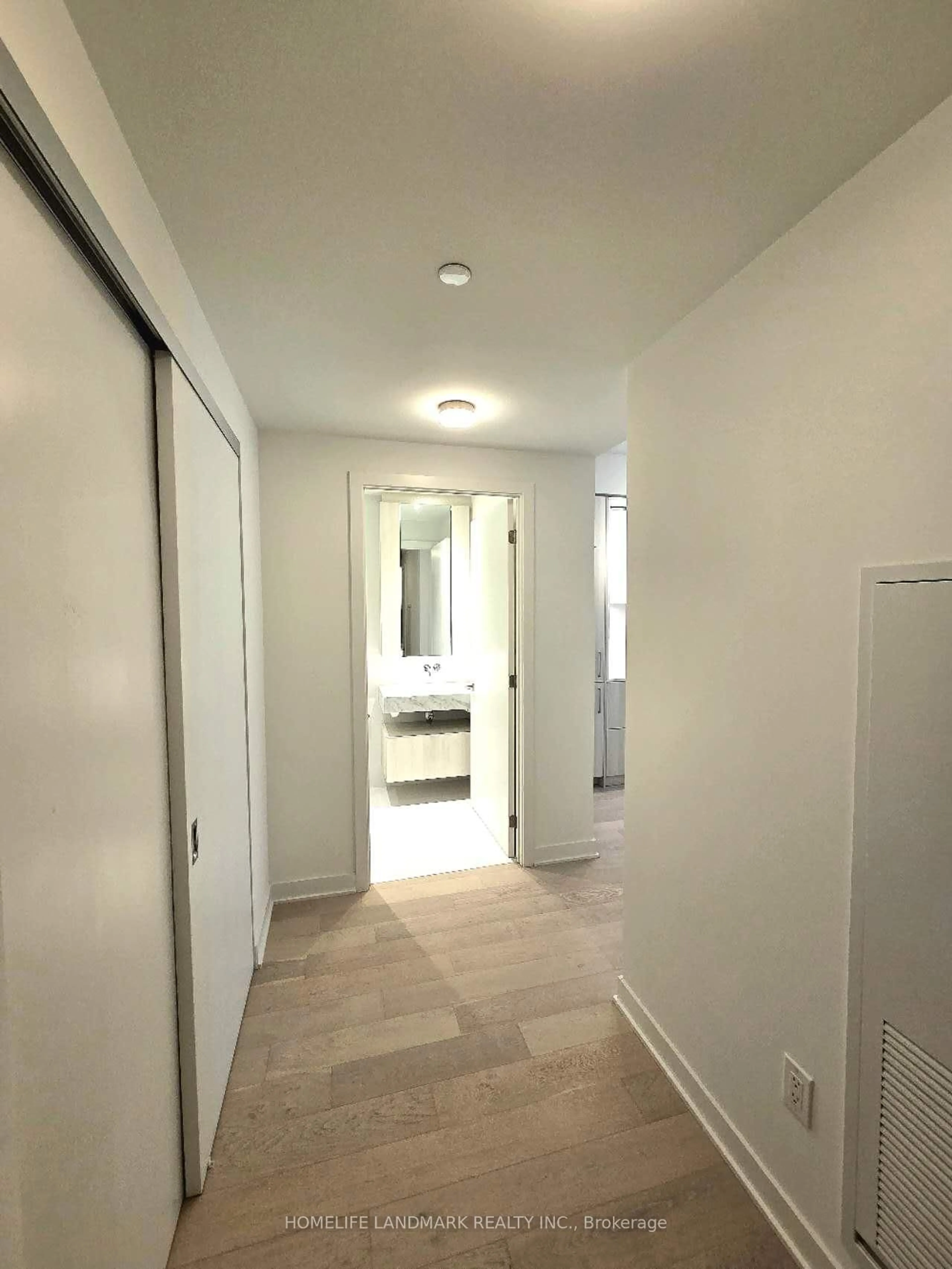 Unknown for 11 Yorkville Ave #08, Toronto Ontario M4W 1L2