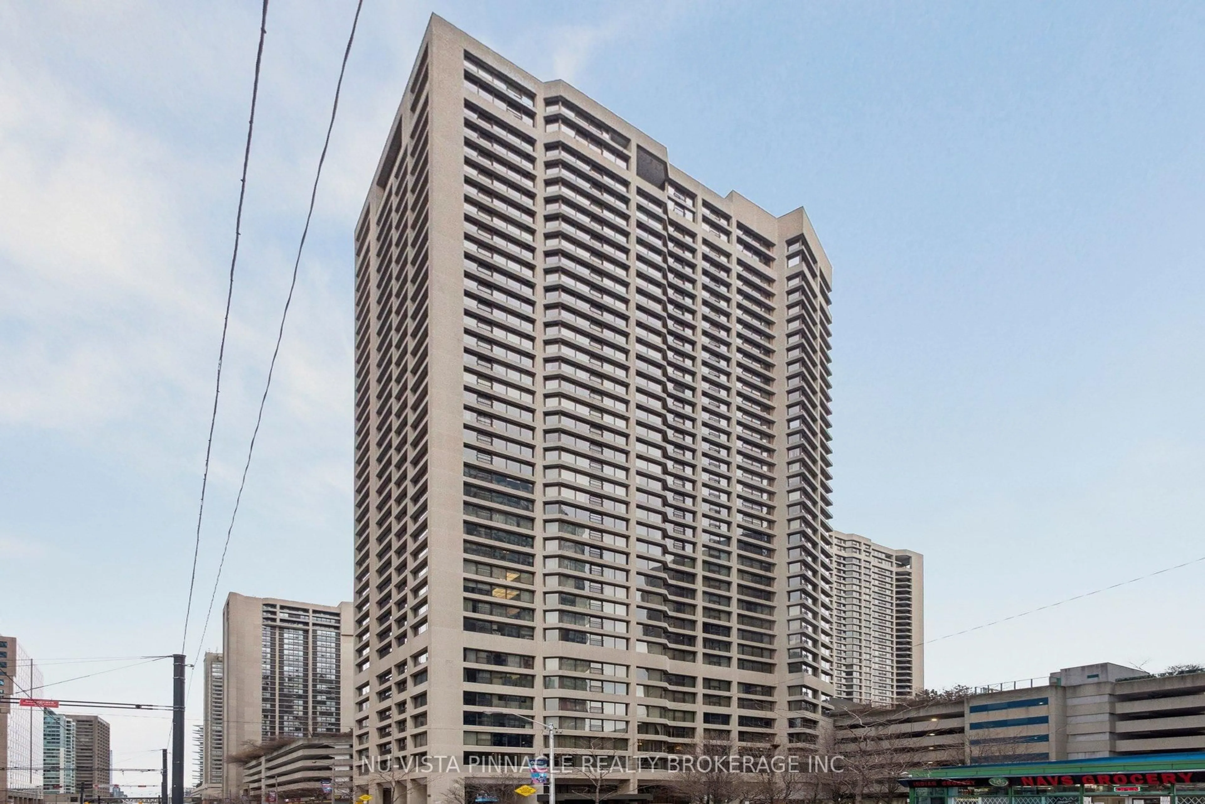 Unknown for 55 Harbour Sq #1418, Toronto Ontario M5J 2L1