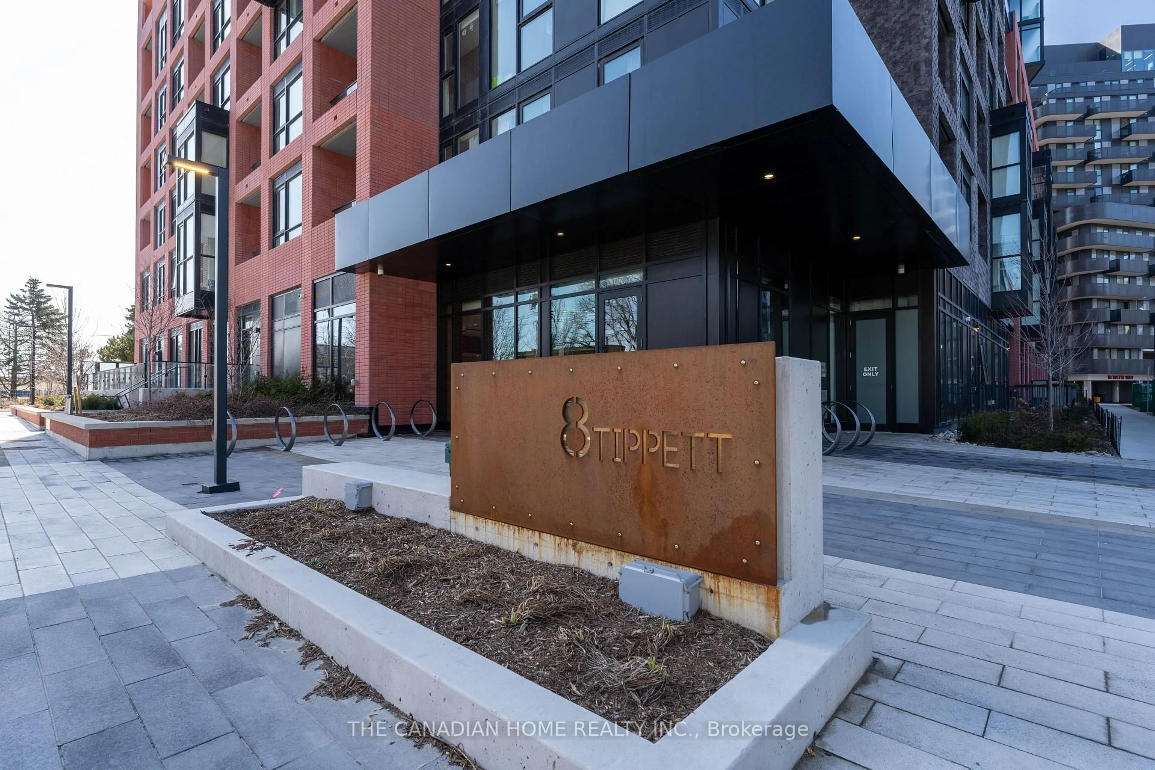 Unknown for 8 Tippett Rd #1511, Toronto Ontario M3H 0E7