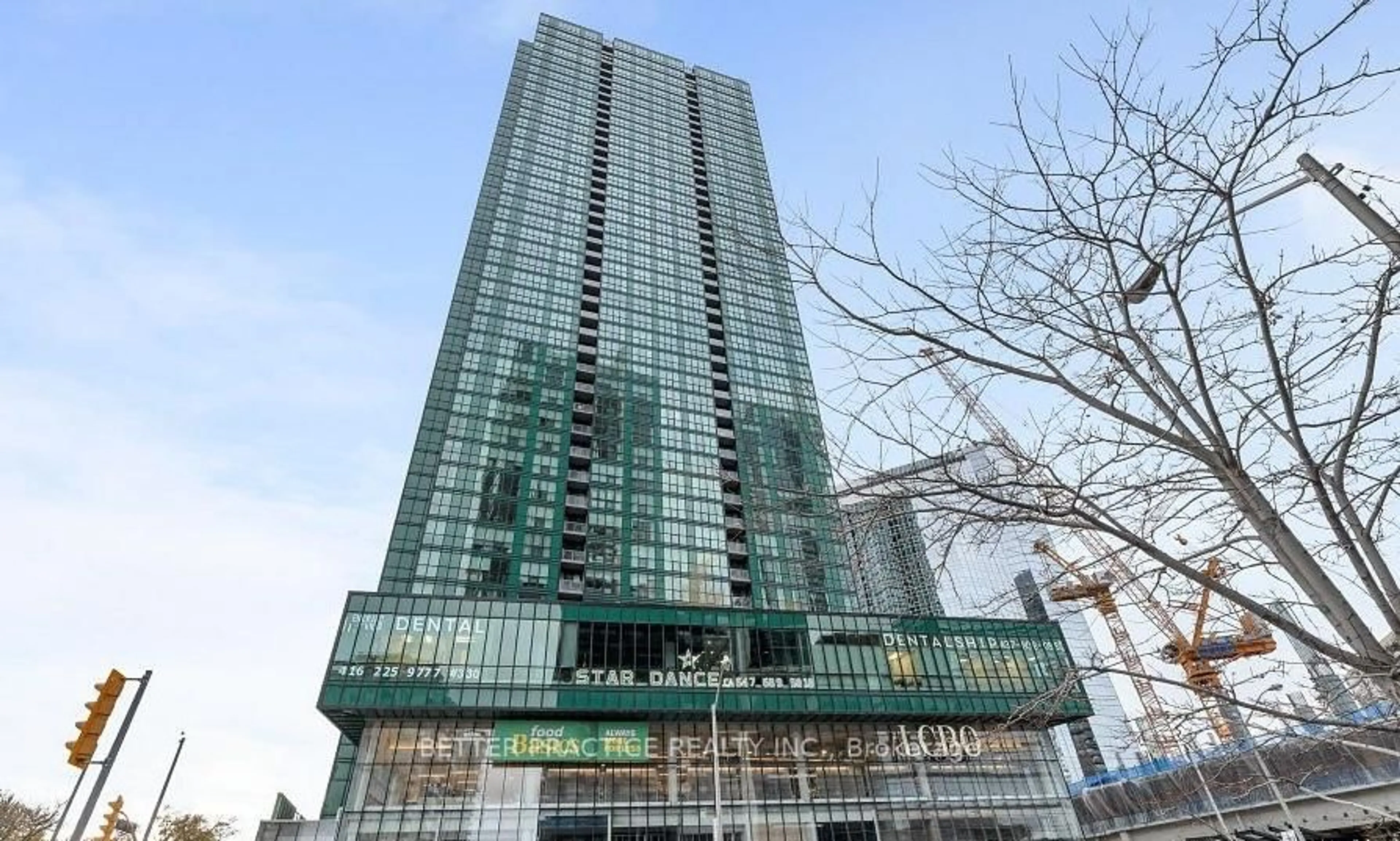 Indoor foyer for 9 Bogert Ave #3102, Toronto Ontario M2N 0H3