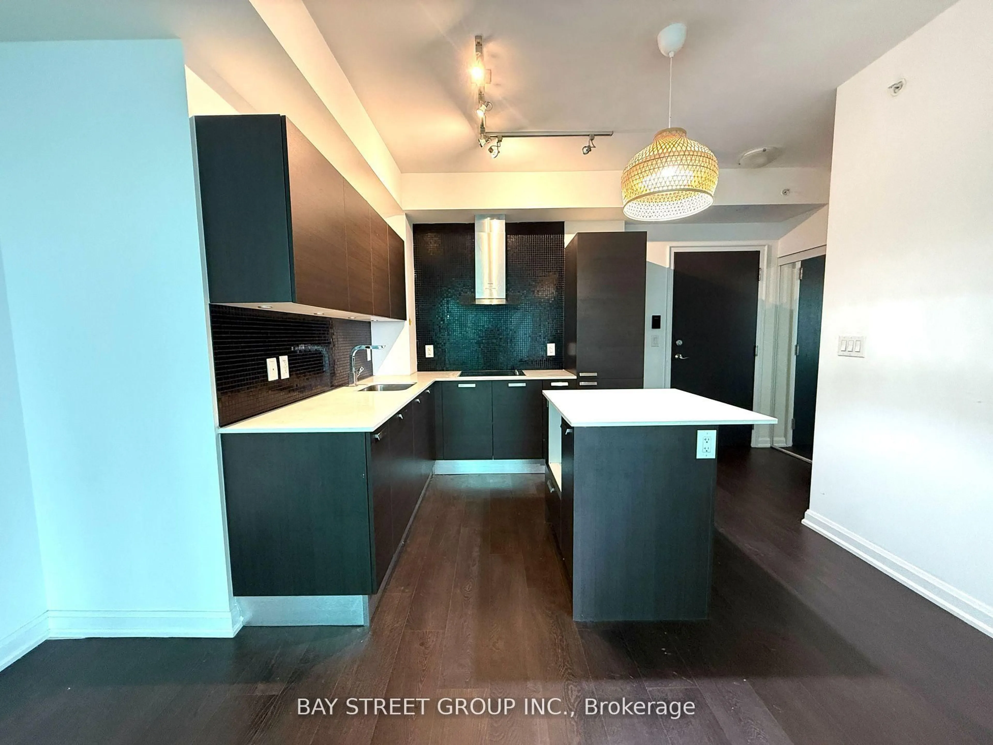 Open concept kitchen, unknown for 11 Bogert Ave #3209, Toronto Ontario M2N 1K4