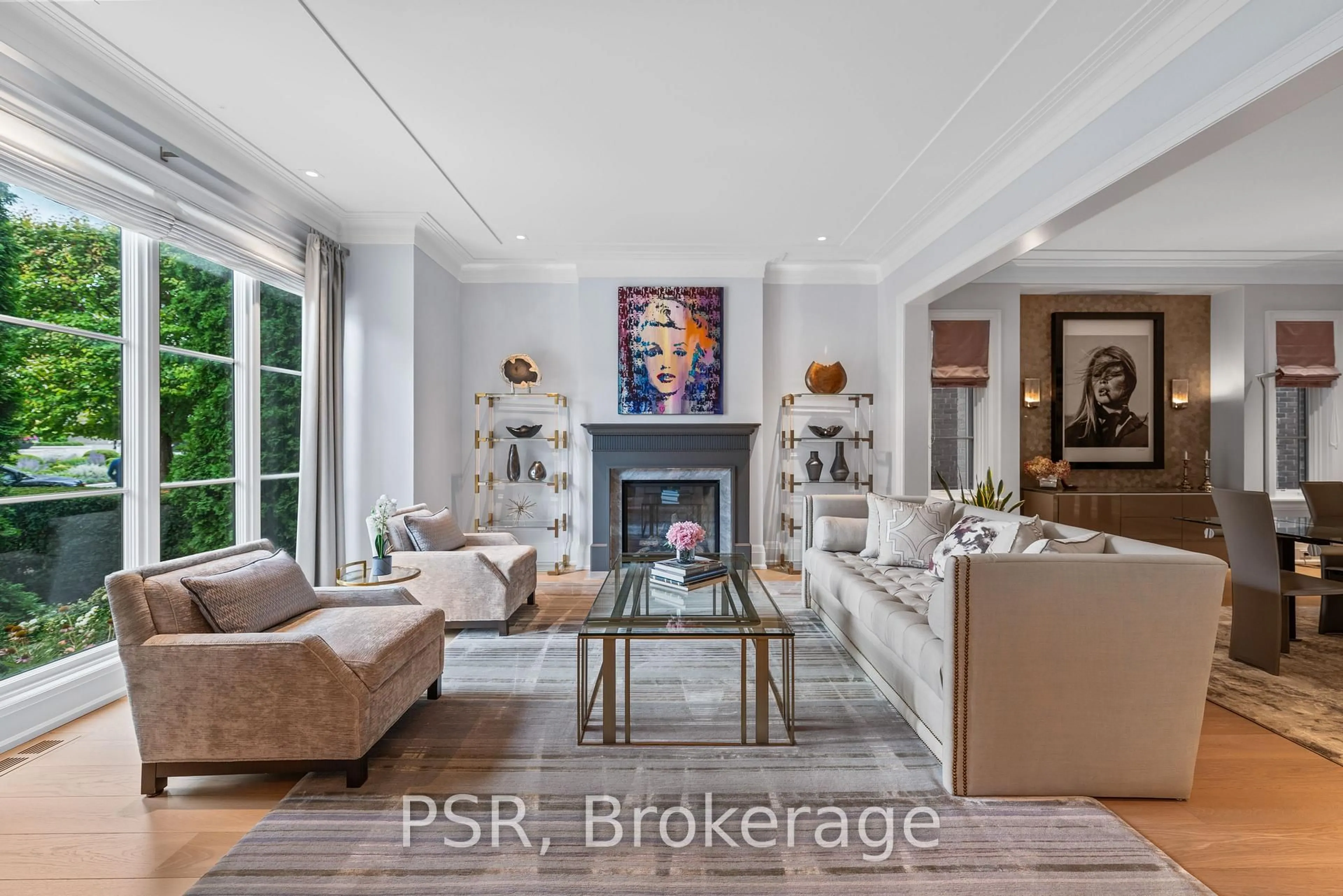 Unknown for 221 Dunvegan Rd, Toronto Ontario M5P 2P3