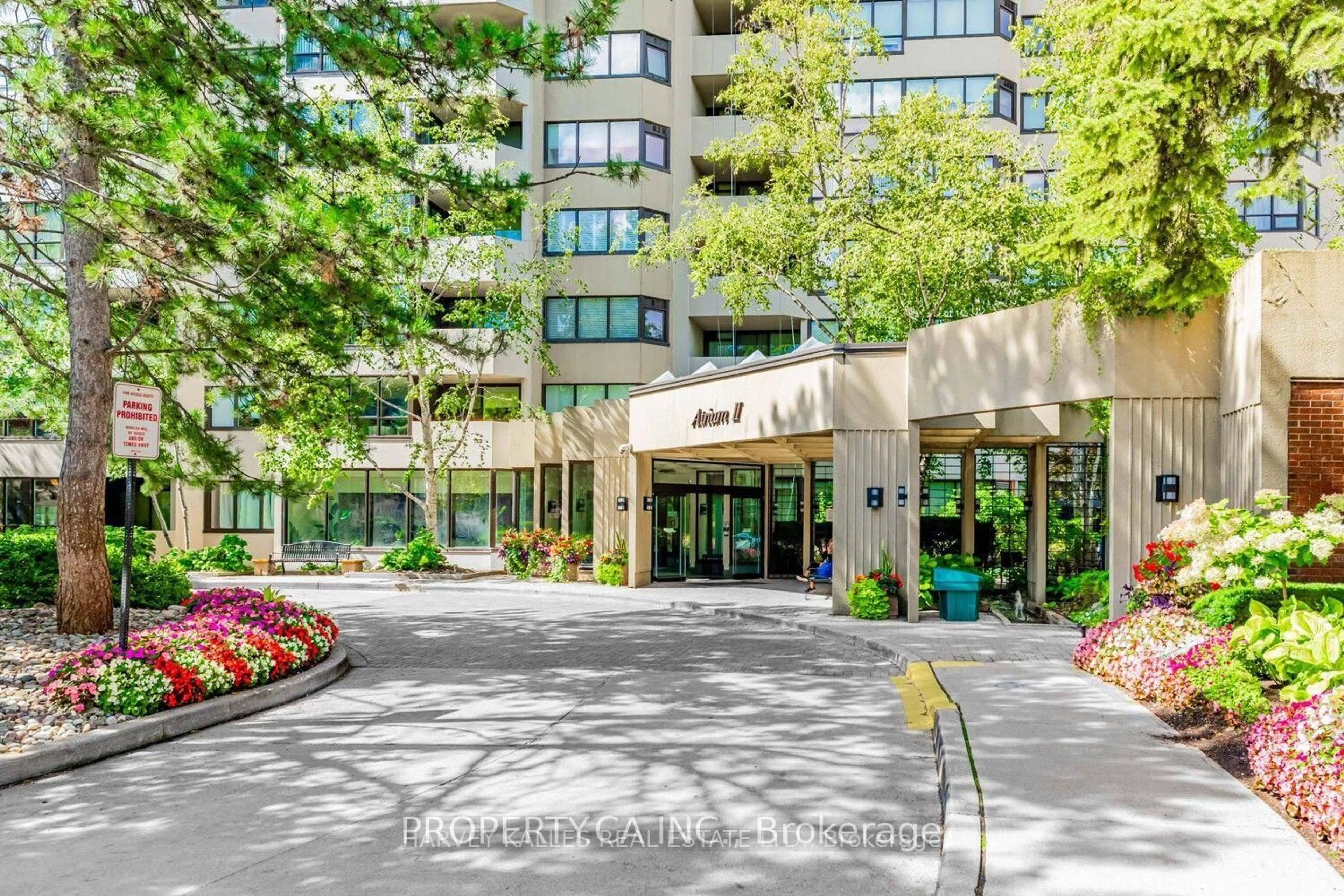 Indoor foyer for 65 Spring Garden Ave #604, Toronto Ontario M2N 6H9