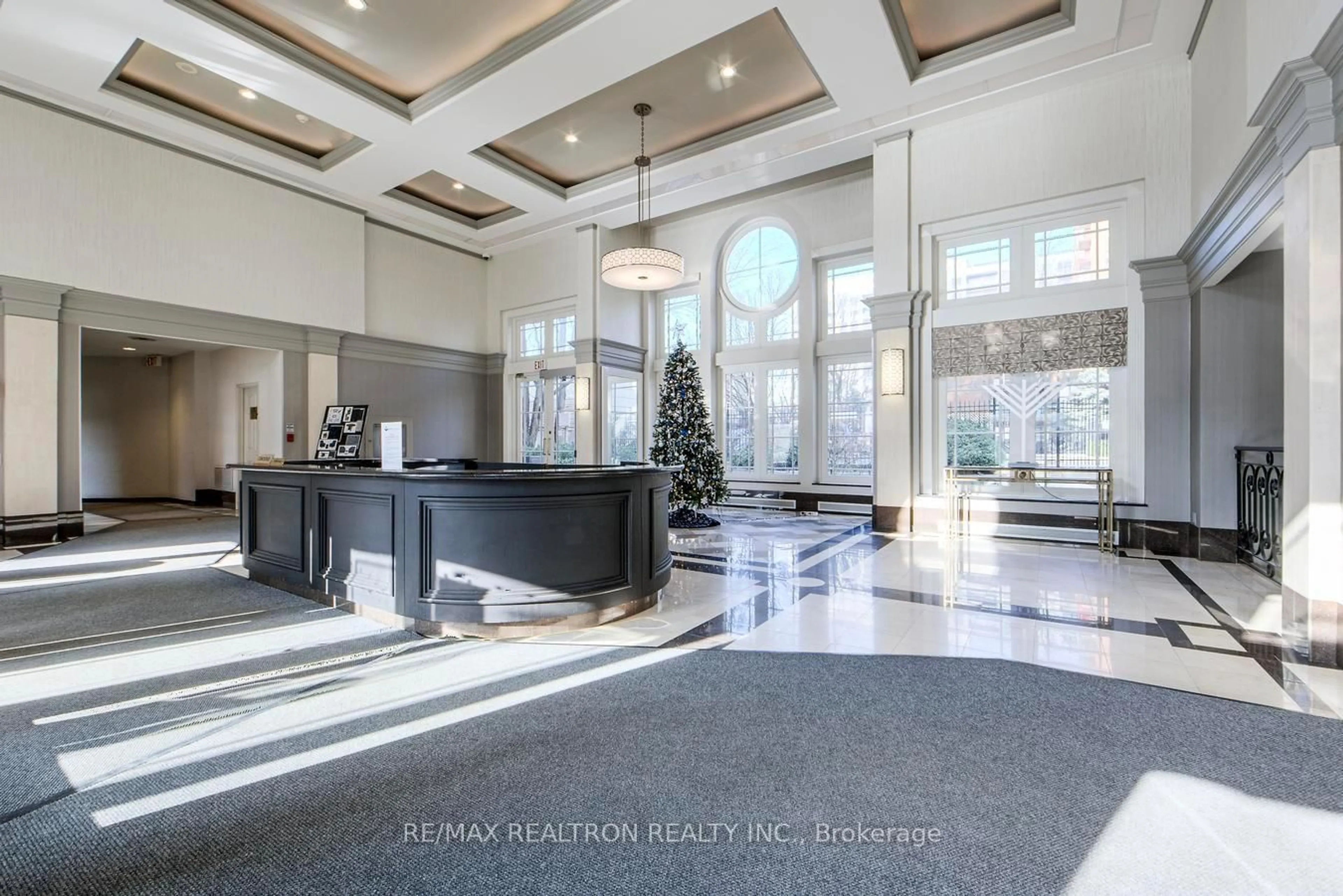 Lobby for 2 Covington Rd #708, Toronto Ontario M6A 3E2