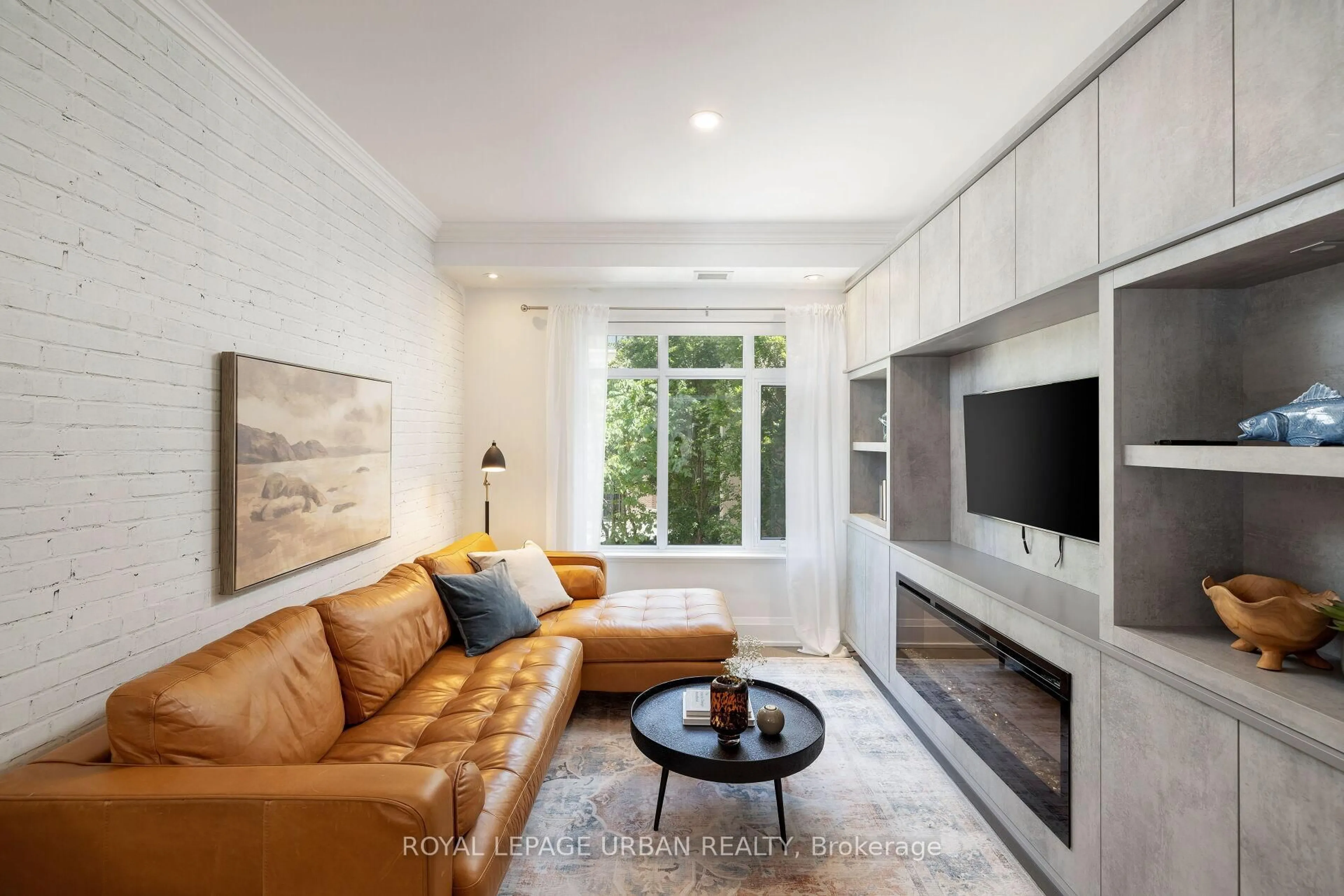 Living room with furniture, unknown for 1900 Bayview Ave #223, Toronto Ontario M4G 0A6