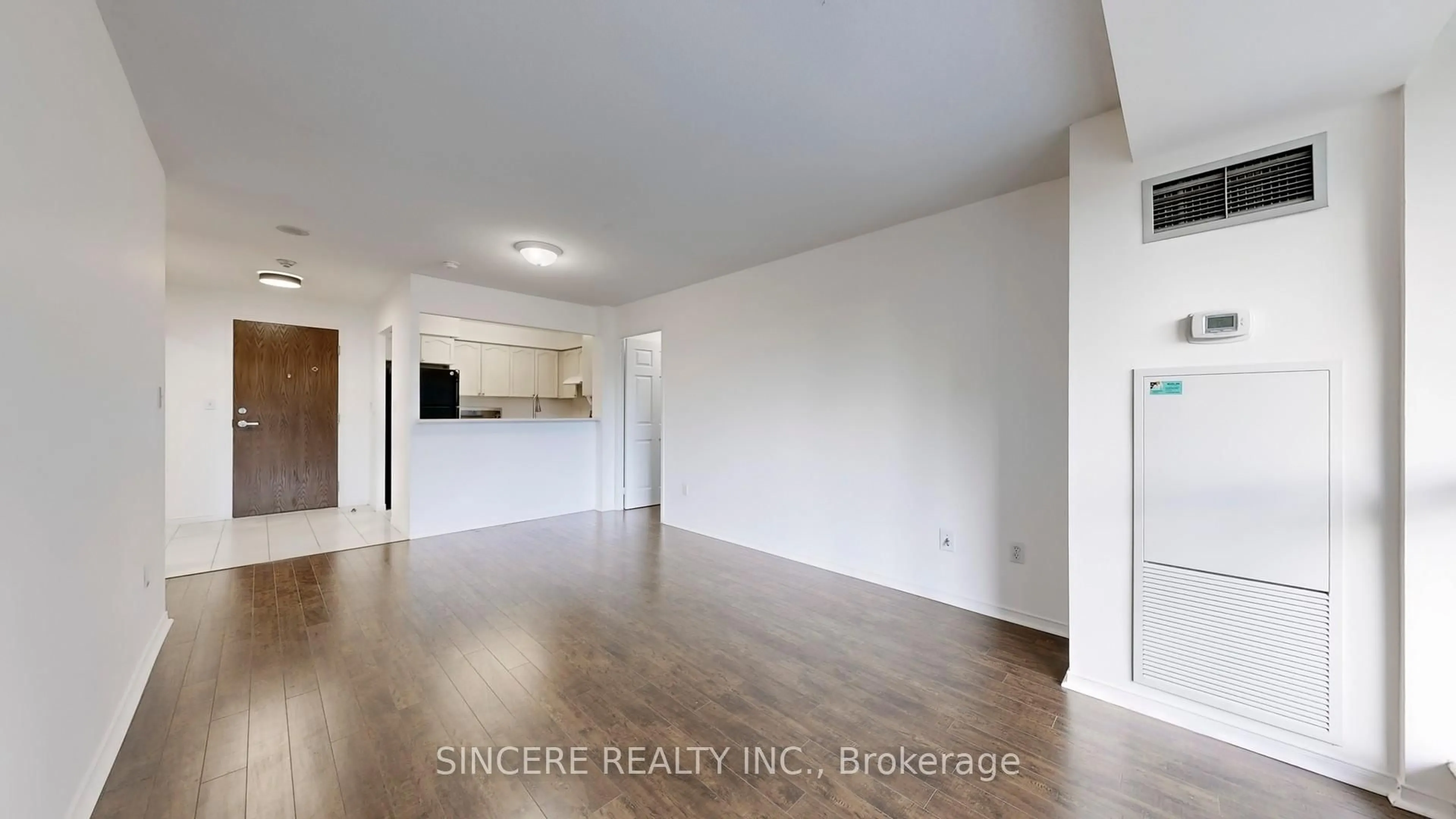 A pic of a room for 39 Pemberton Ave #310, Toronto Ontario M2M 4L6