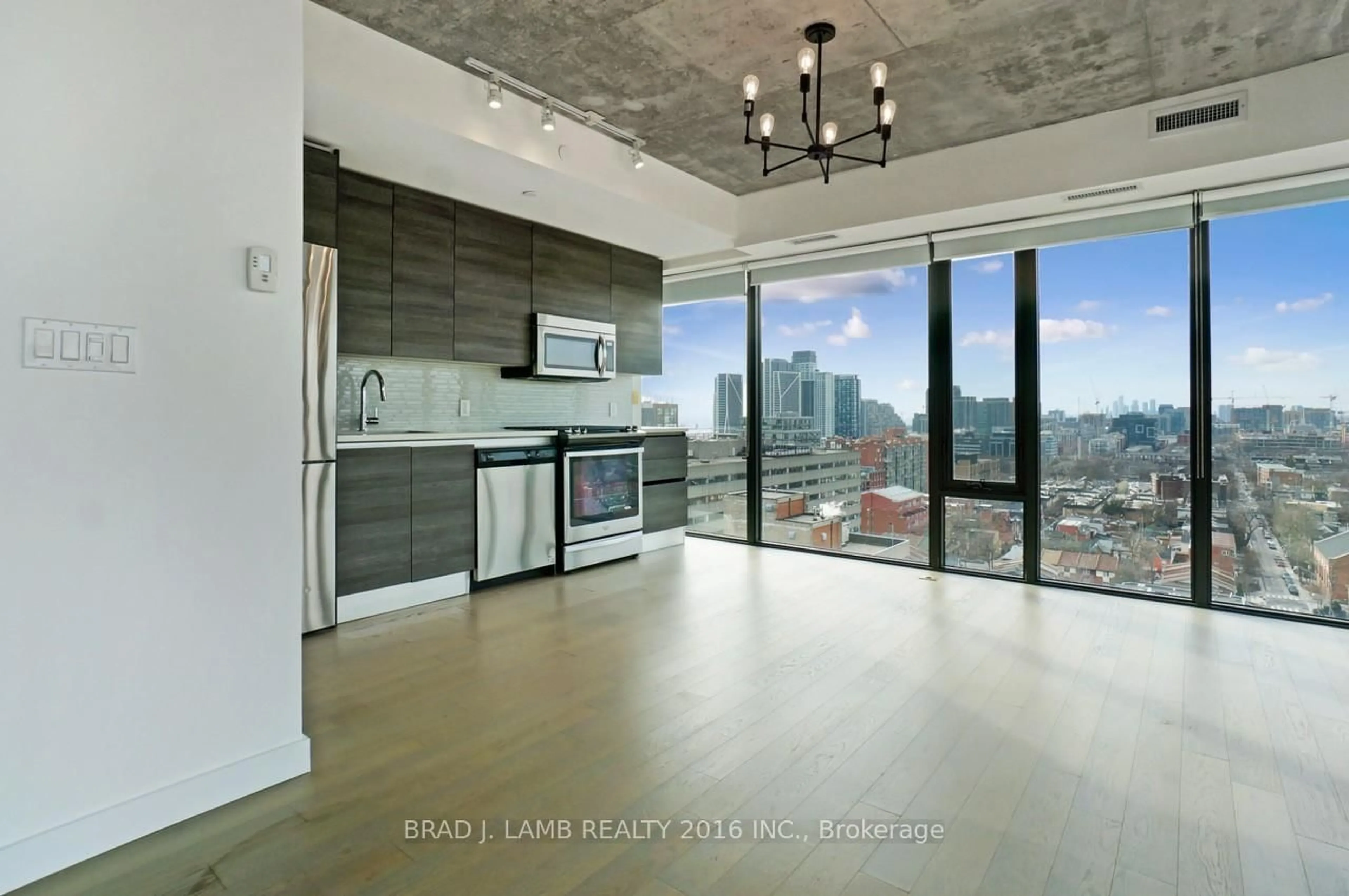 Open concept kitchen, unknown for 111 Bathurst St #1609, Toronto Ontario M5V 1N6