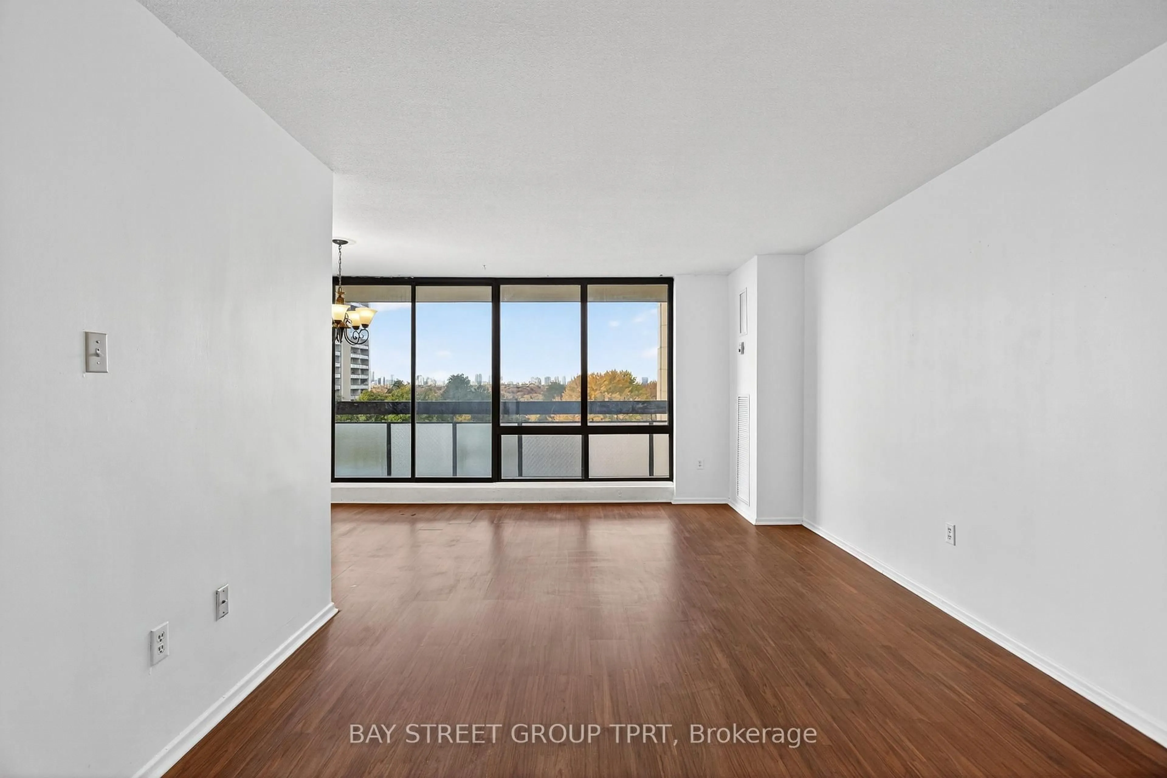 Unknown for 350 Seneca Hill Dr #504, Toronto Ontario M2J 4S7