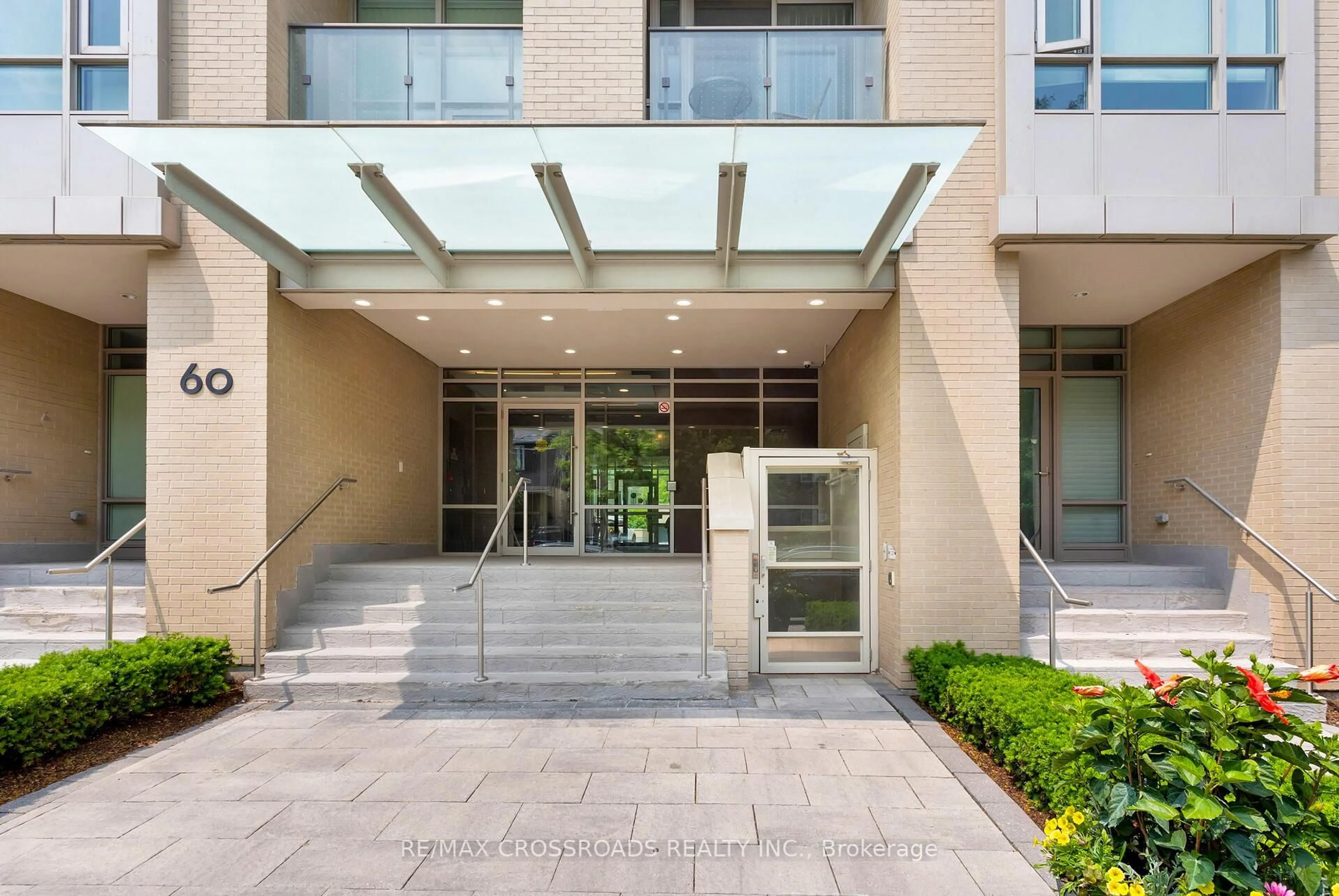 Indoor foyer for 60 Berwick Ave #1301, Toronto Ontario M5P 0A3