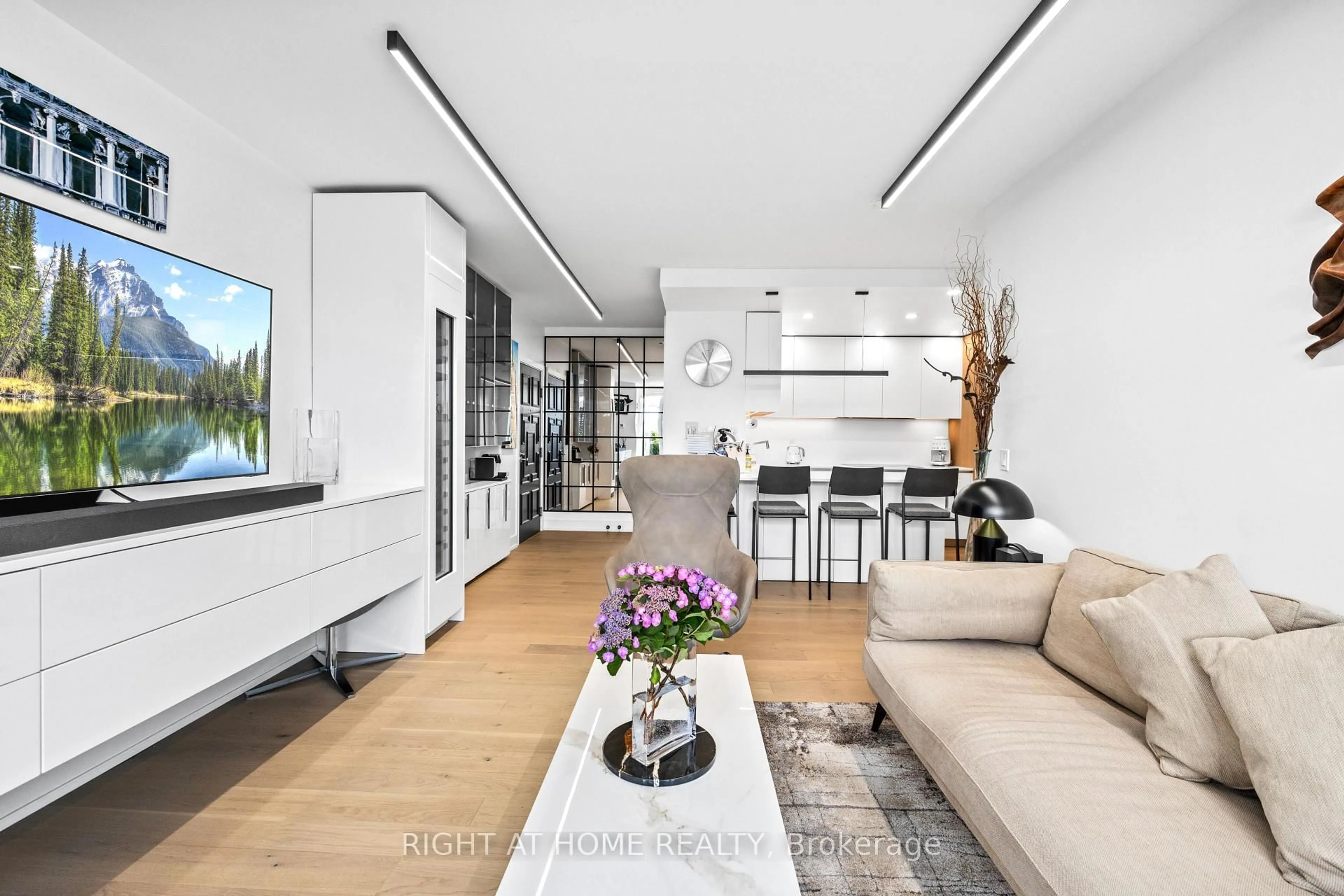 Living room with furniture, unknown for 168 King St East St #1402, Toronto Ontario M5A 4S4