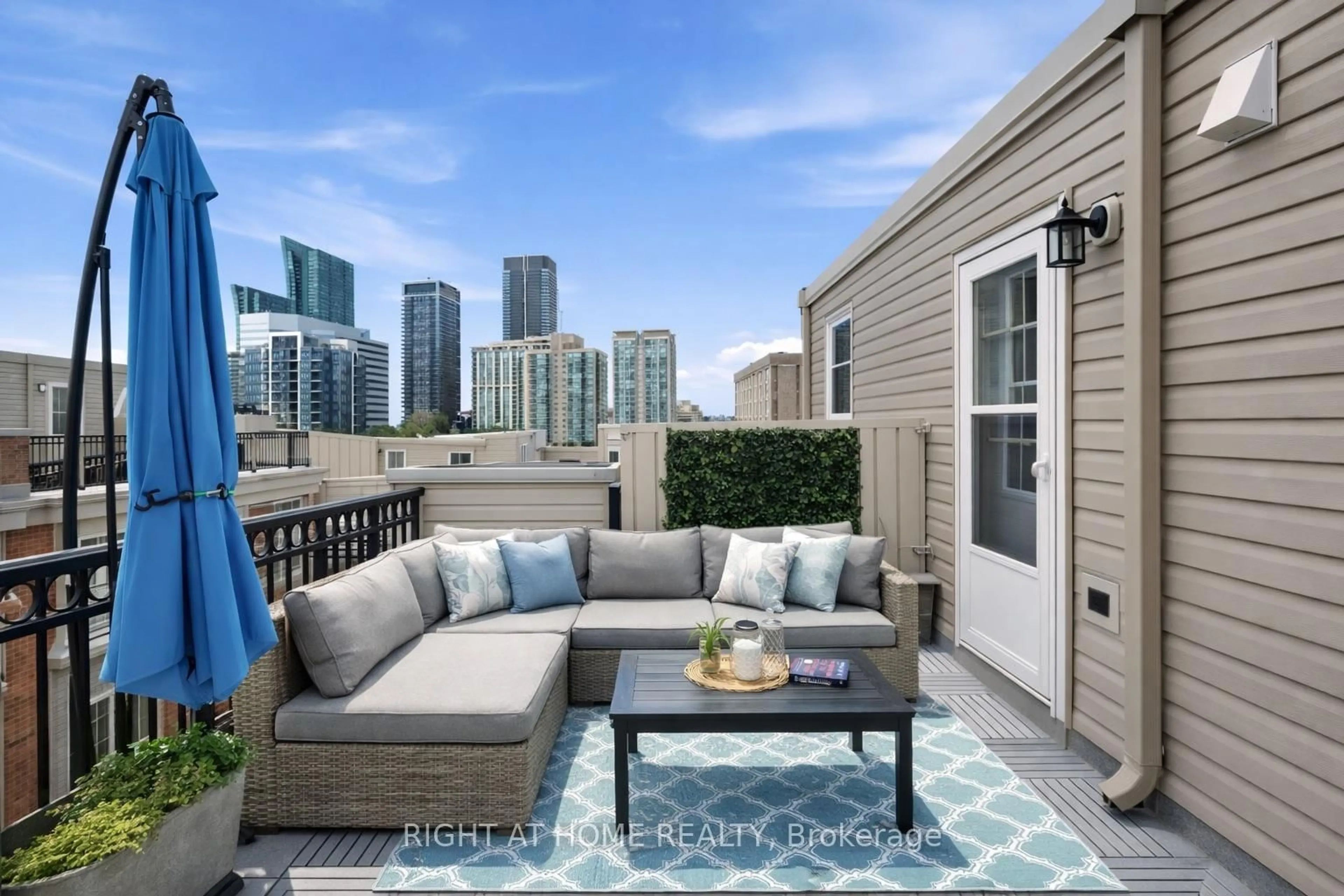 Patio, city buildings view from balcony for 5 Everson Dr #916, Toronto Ontario M2N 7C3