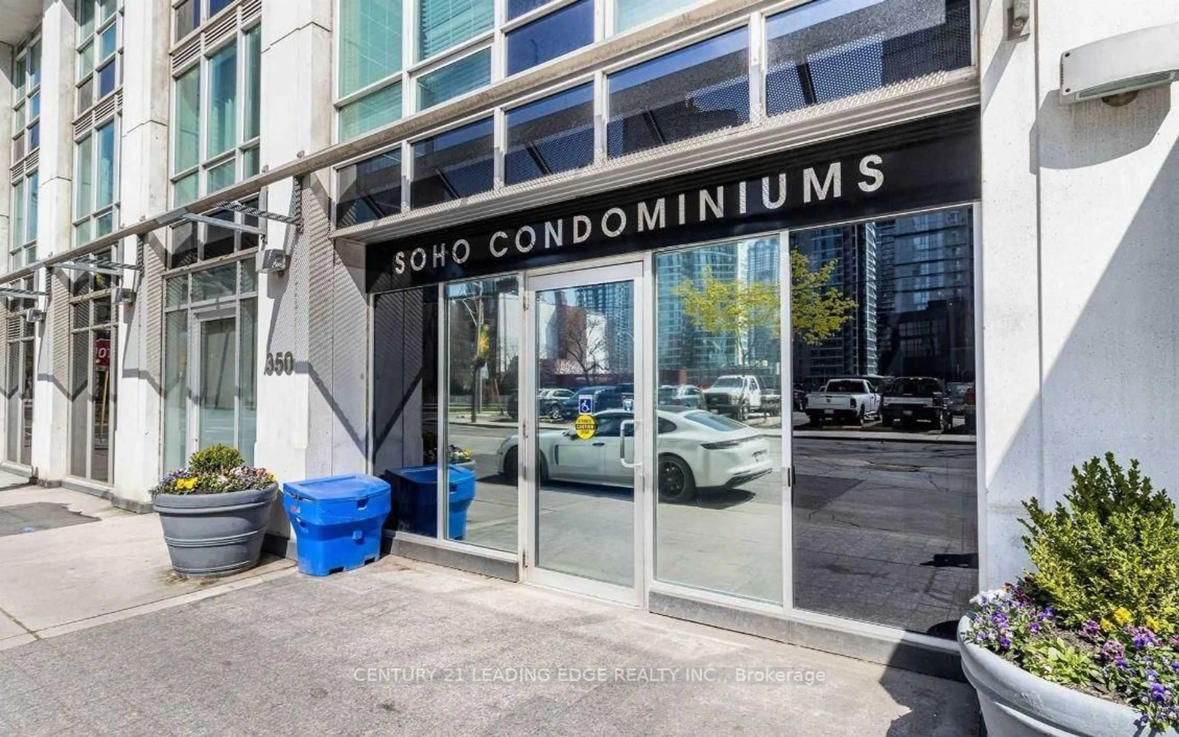 Unknown for 350 Wellington St #203, Toronto Ontario M5V 3W9