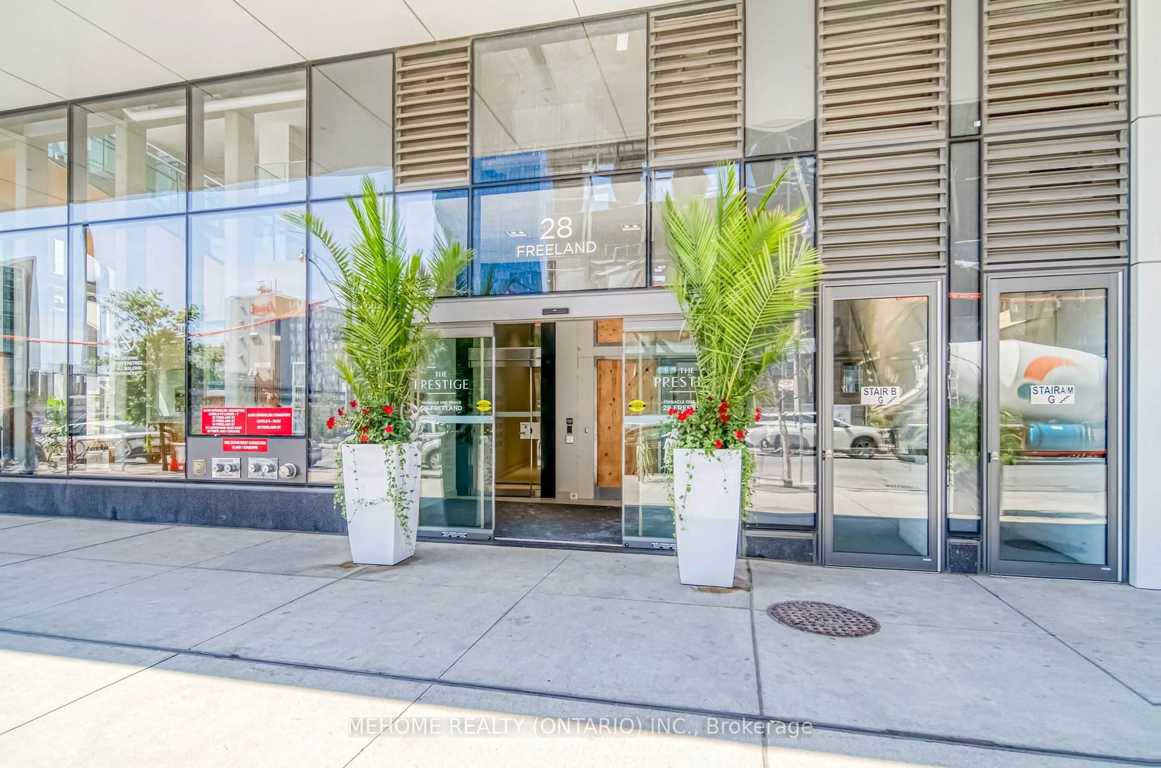Indoor foyer for 28 Freeland St #1501, Toronto Ontario M5E 0E3