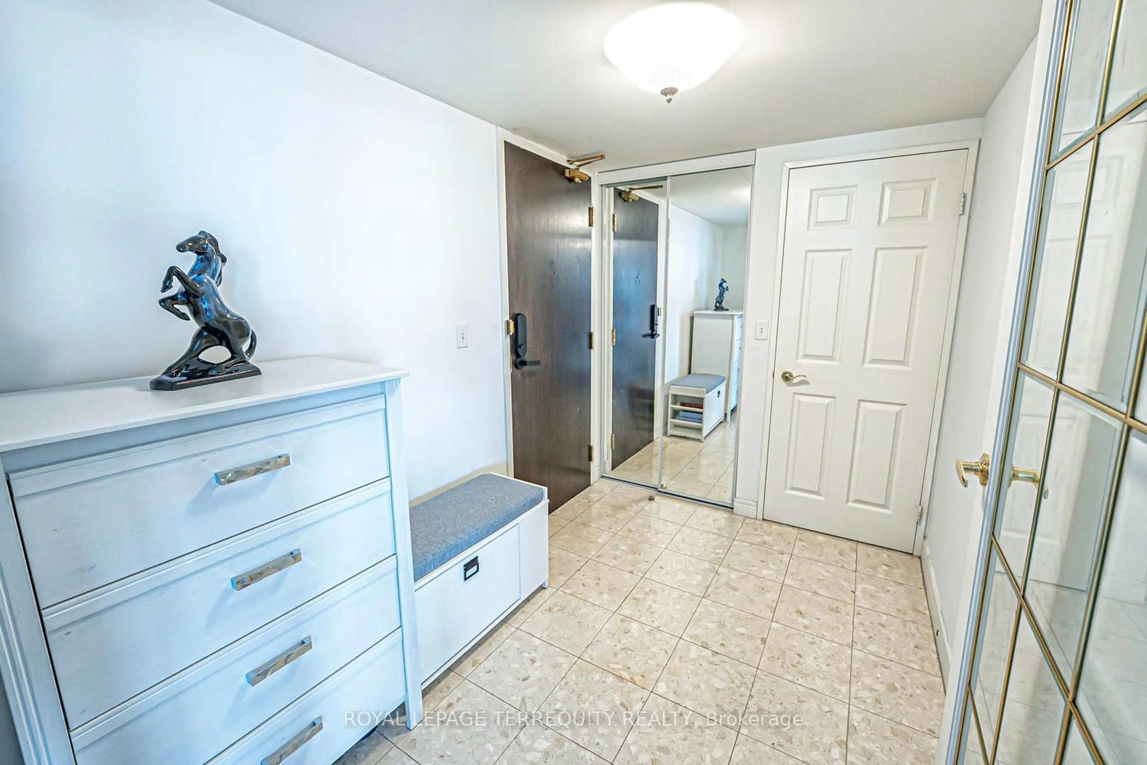 Unknown for 23 Hollywood Ave #2610, Toronto Ontario M2N 7L8