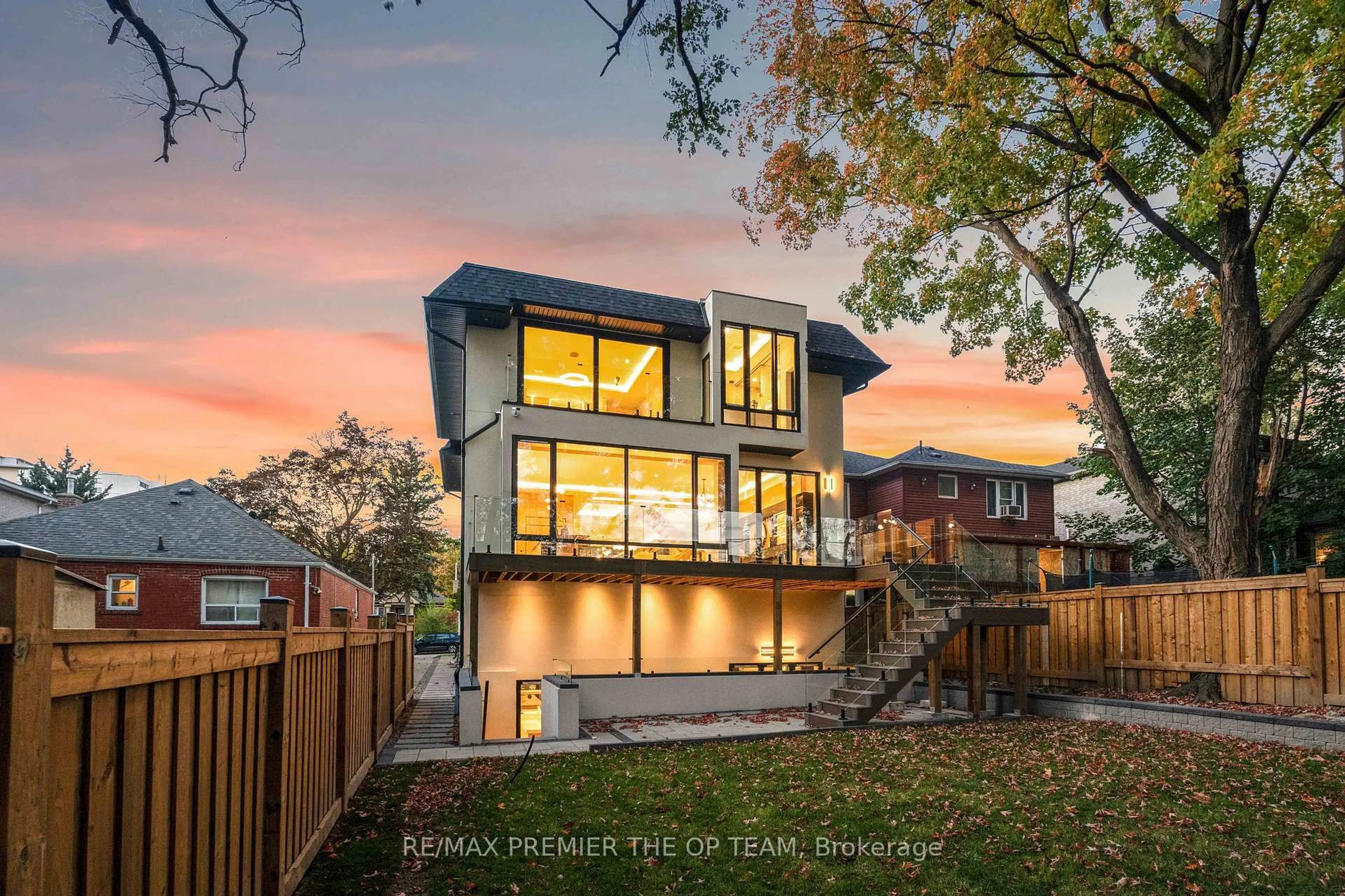 Home with brick exterior material, street for 487 Coldstream Ave, Toronto Ontario M5N 1Y6