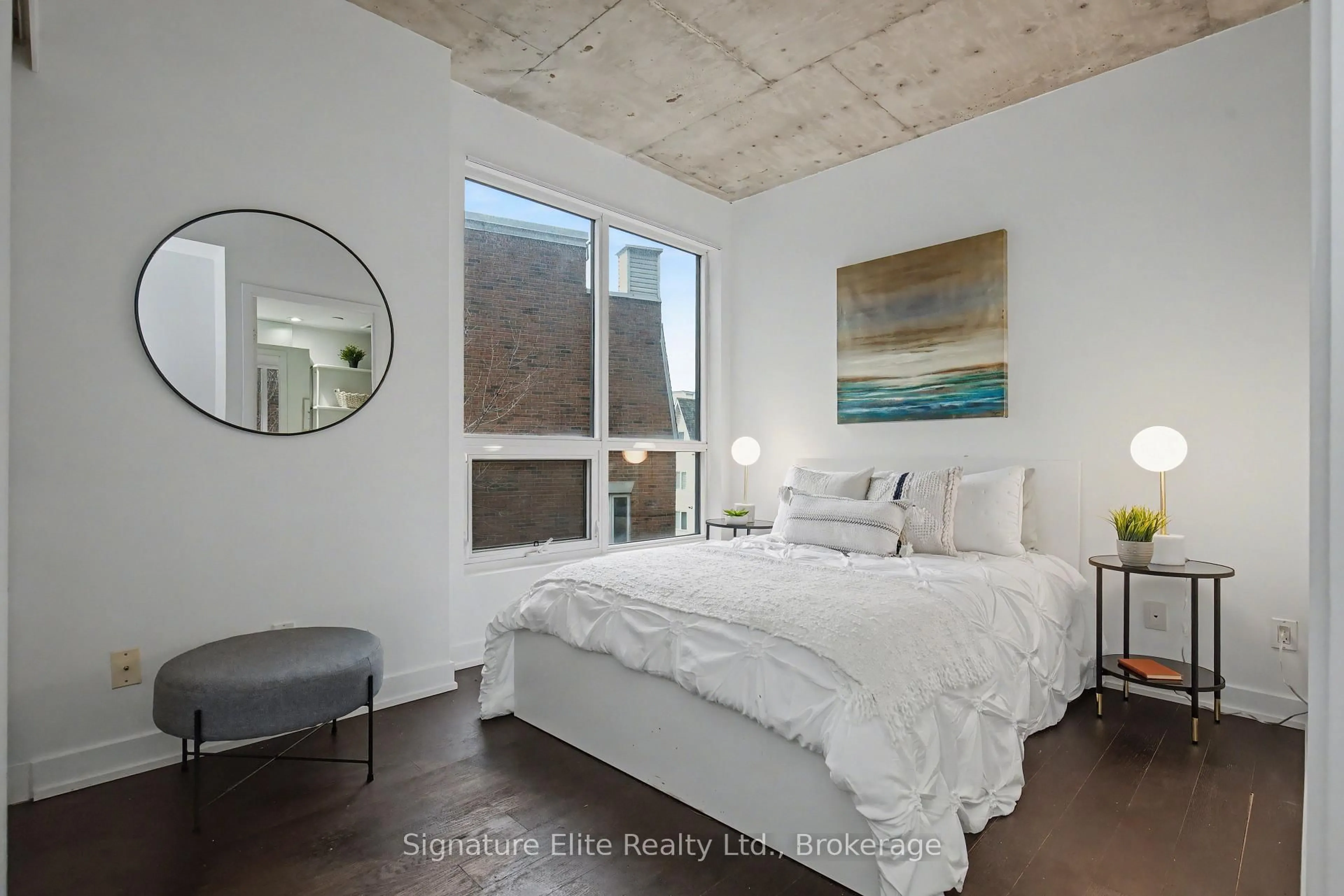 Bedroom with bed, unknown for 1030 King St #342, Toronto Ontario M6K 0B4